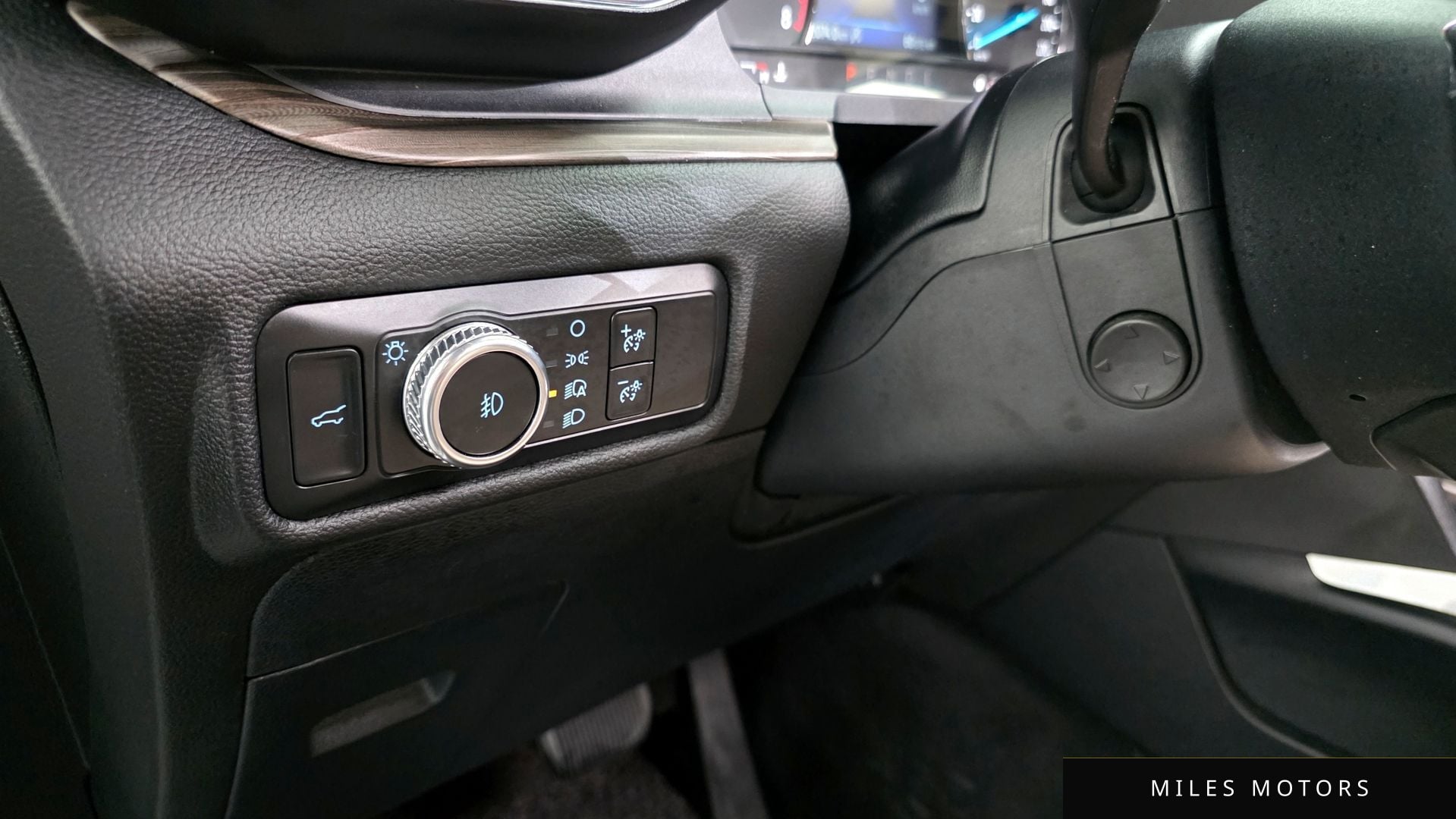 Ford Explorer 2021 — миниатюра 20