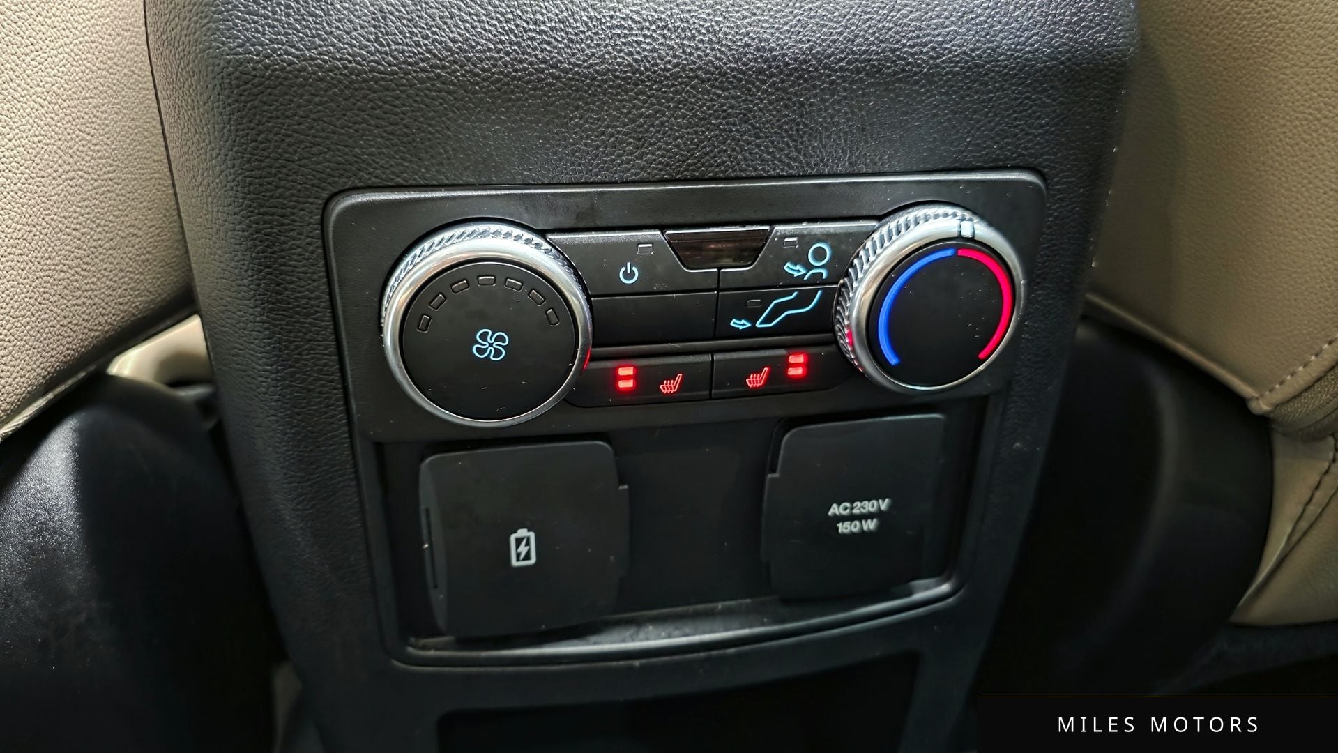 Ford Explorer 2021 — миниатюра 23