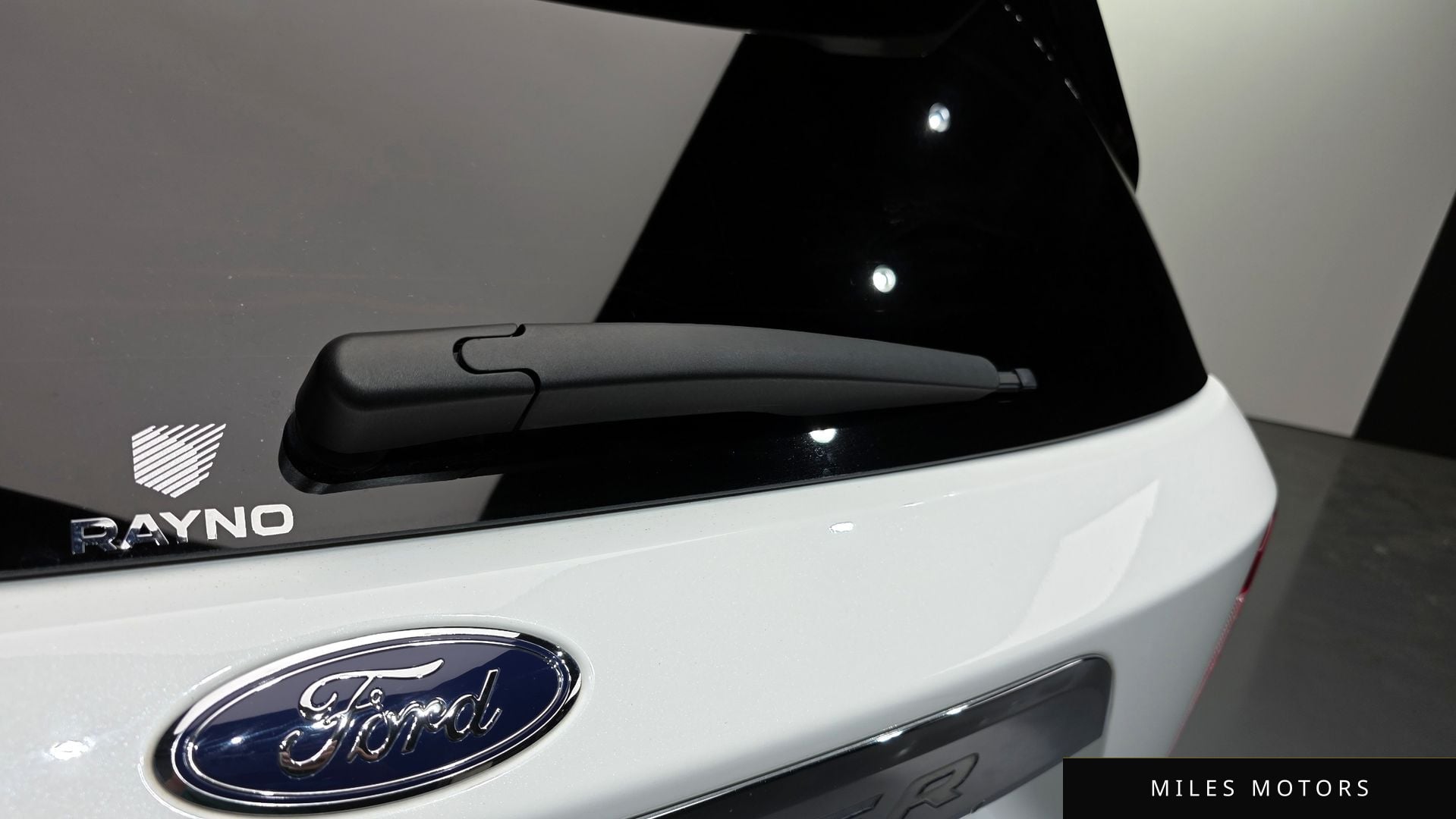 Ford Explorer 2021 — миниатюра 31