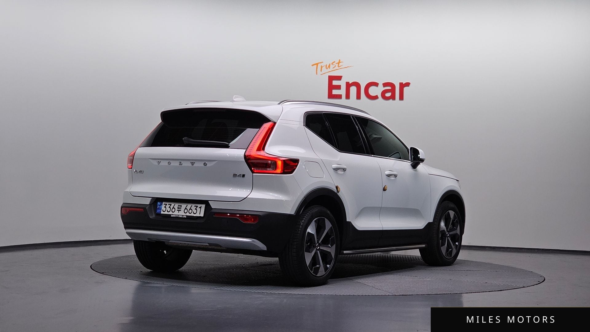 Volvo XC40 2023 — миниатюра 2