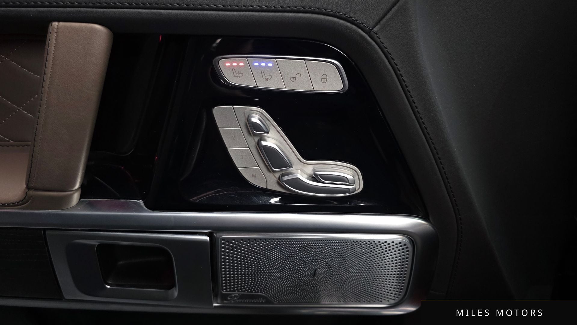 Mercedes-Benz G-클래스 W463b 2023 — миниатюра 24