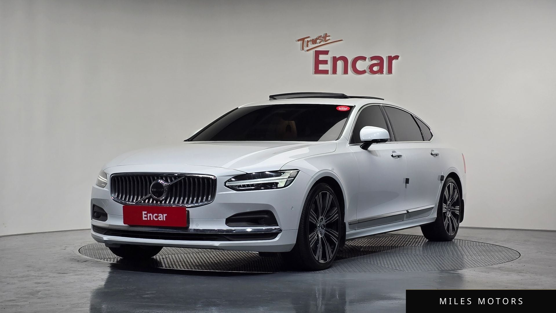 Volvo S90 2023 — фото 1 из 12