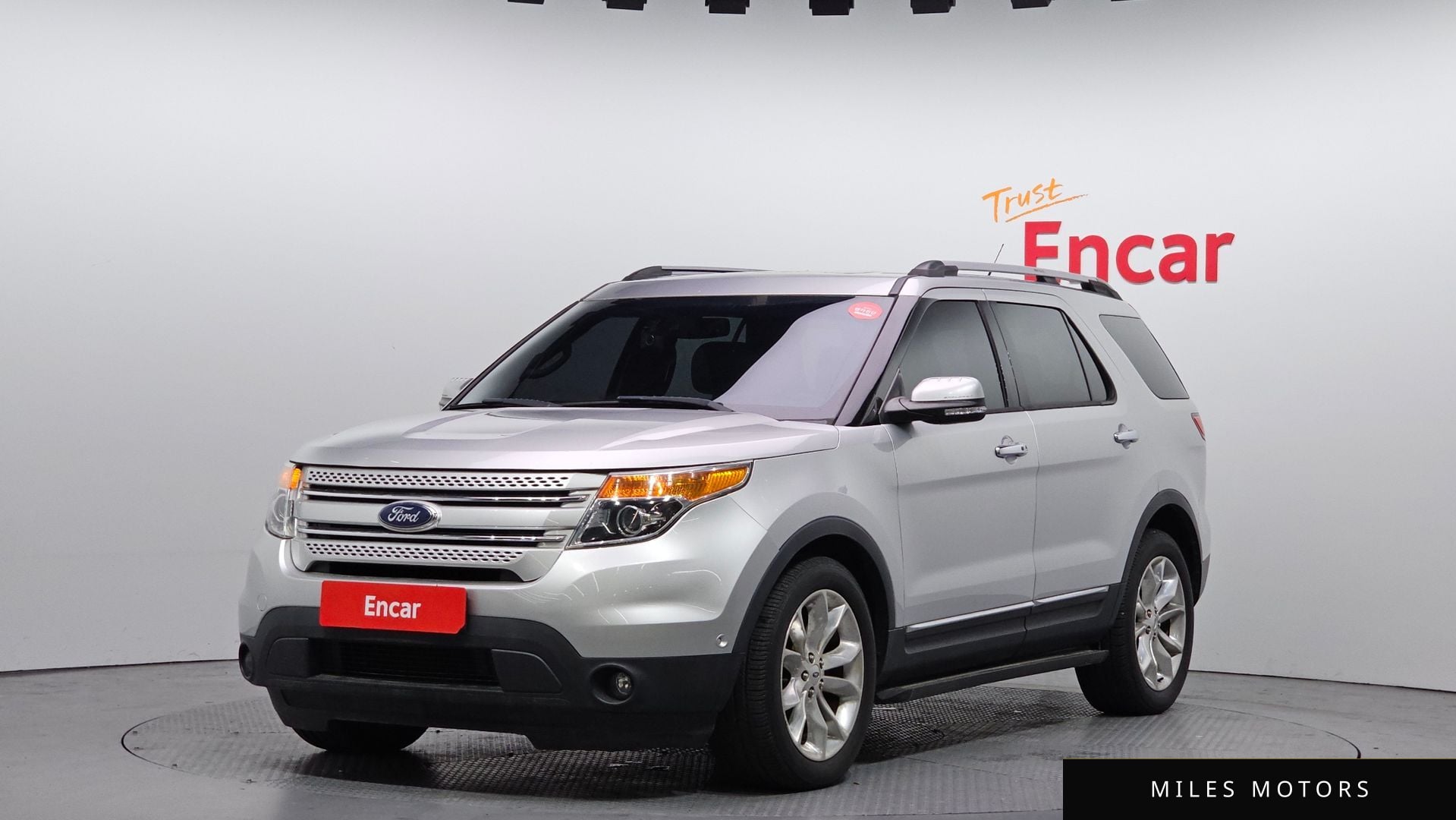 Ford Explorer 2014 — фото 1 из 12