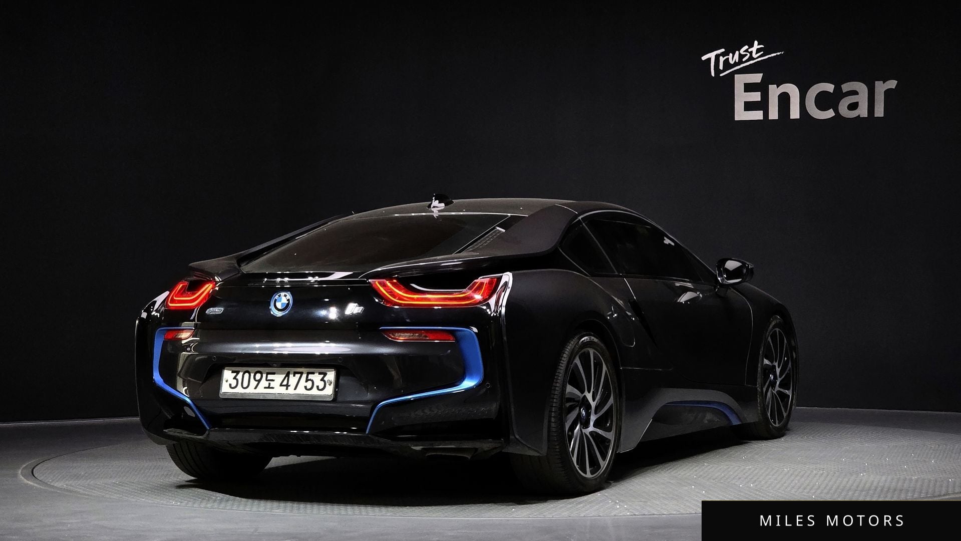 BMW i8 2015 — миниатюра 2