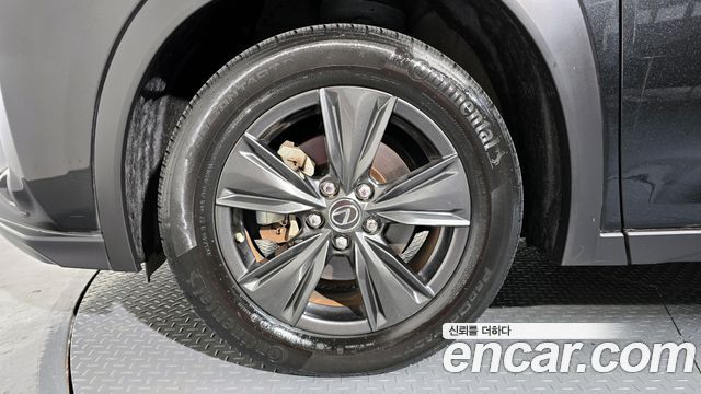 Лексус UX250h 2020 — миниатюра 5