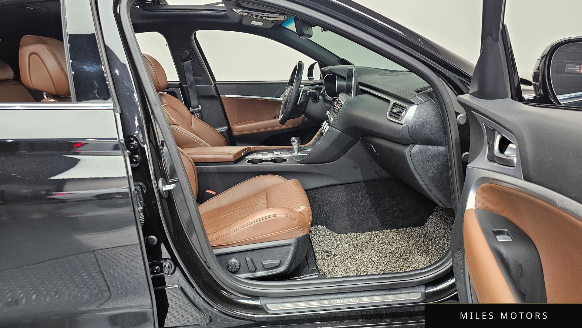 Genesis G70 2019 — миниатюра 17