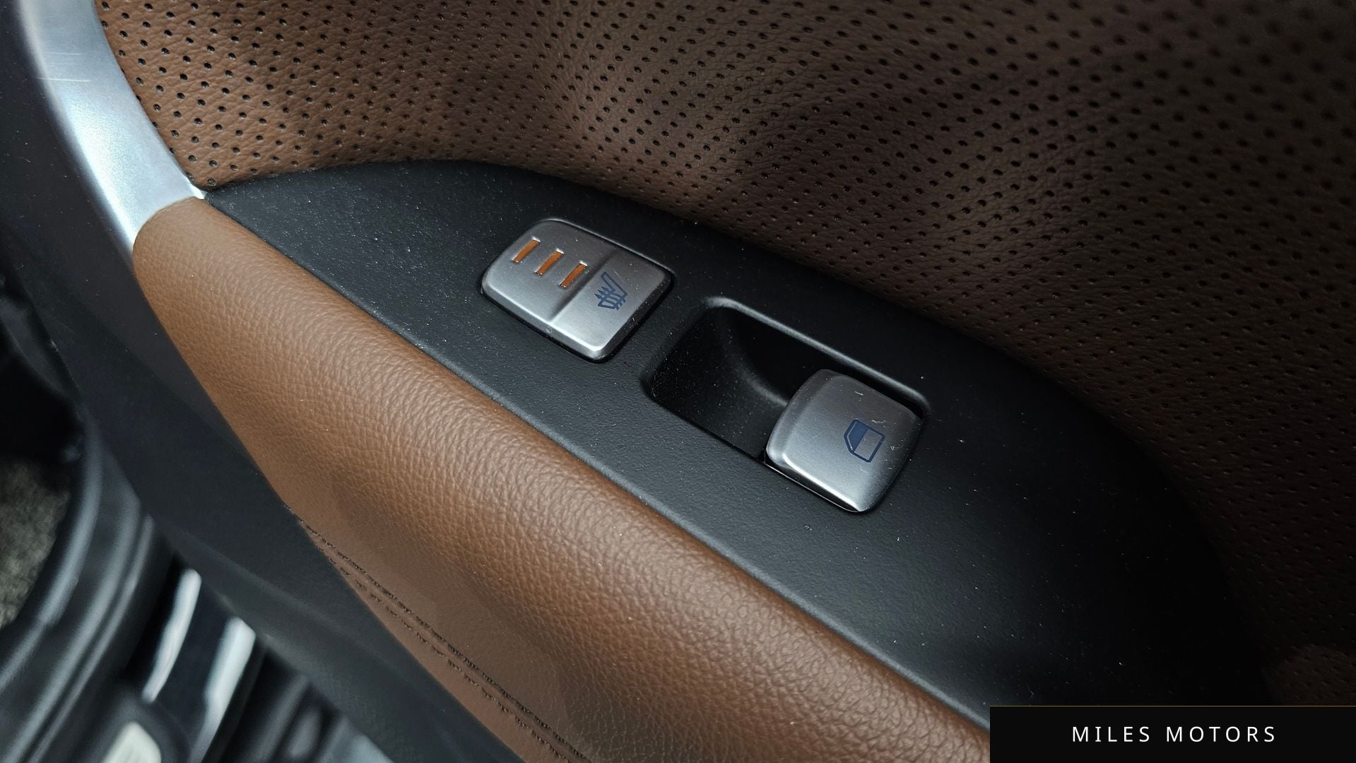 Genesis G70 2019 — миниатюра 24