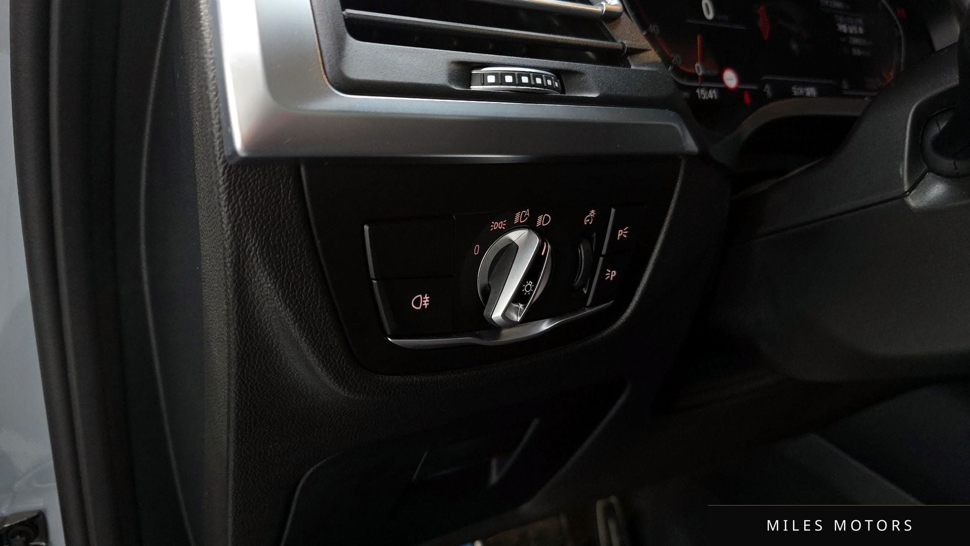 BMW X3 (G01) 2024 — миниатюра 24