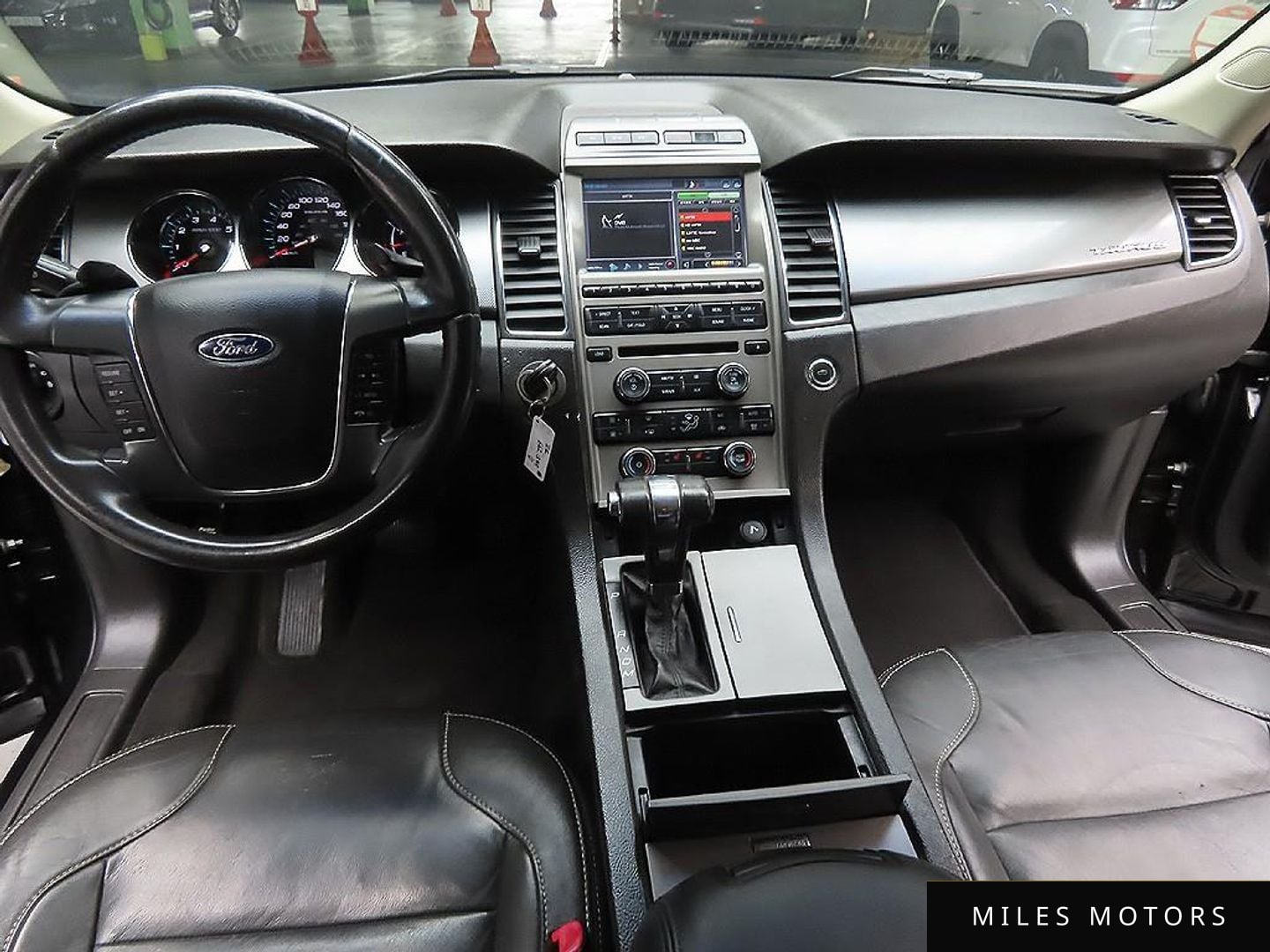 Ford Taurus 2011 — миниатюра 7