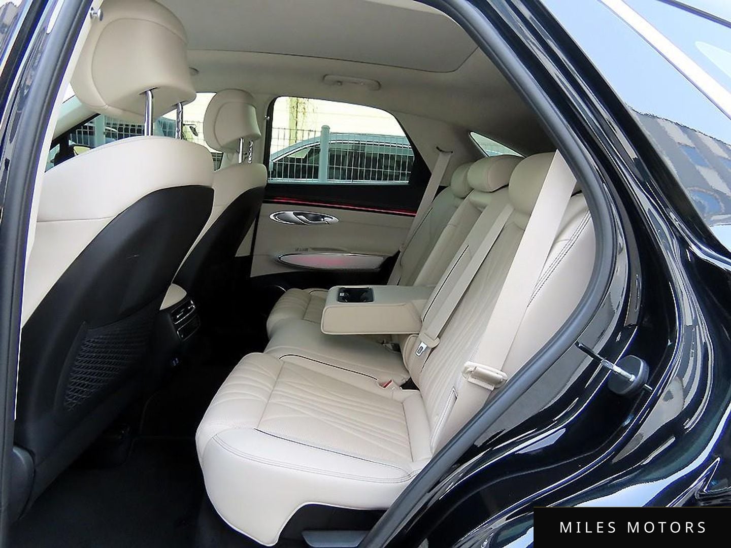 Genesis GV70 2025 — миниатюра 6