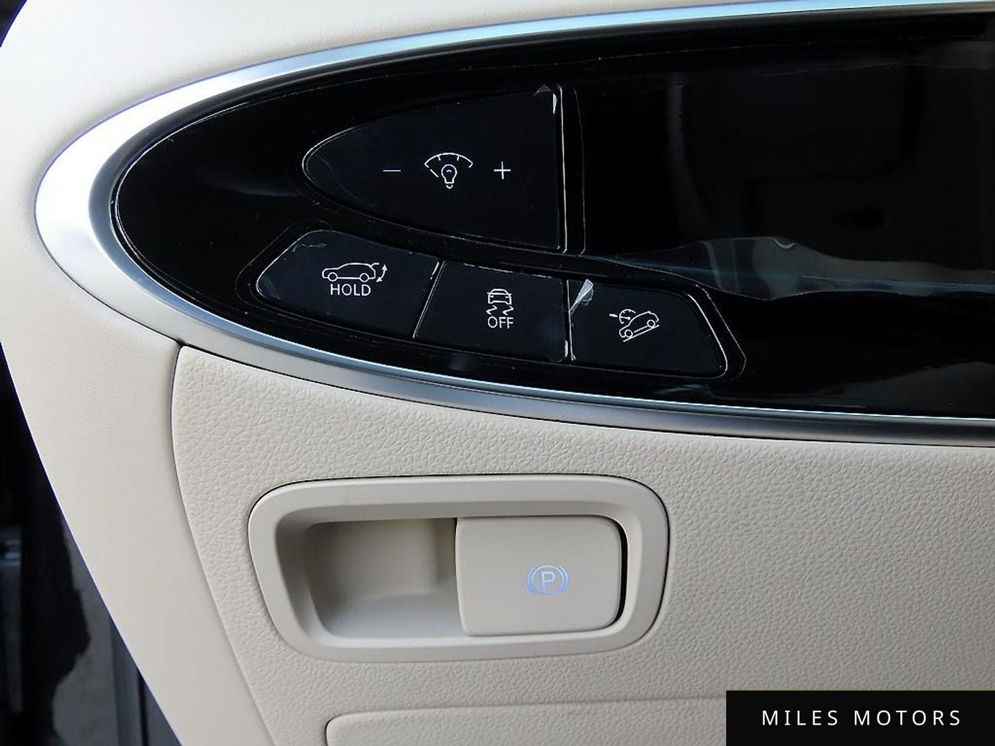 Genesis GV70 2025 — миниатюра 11