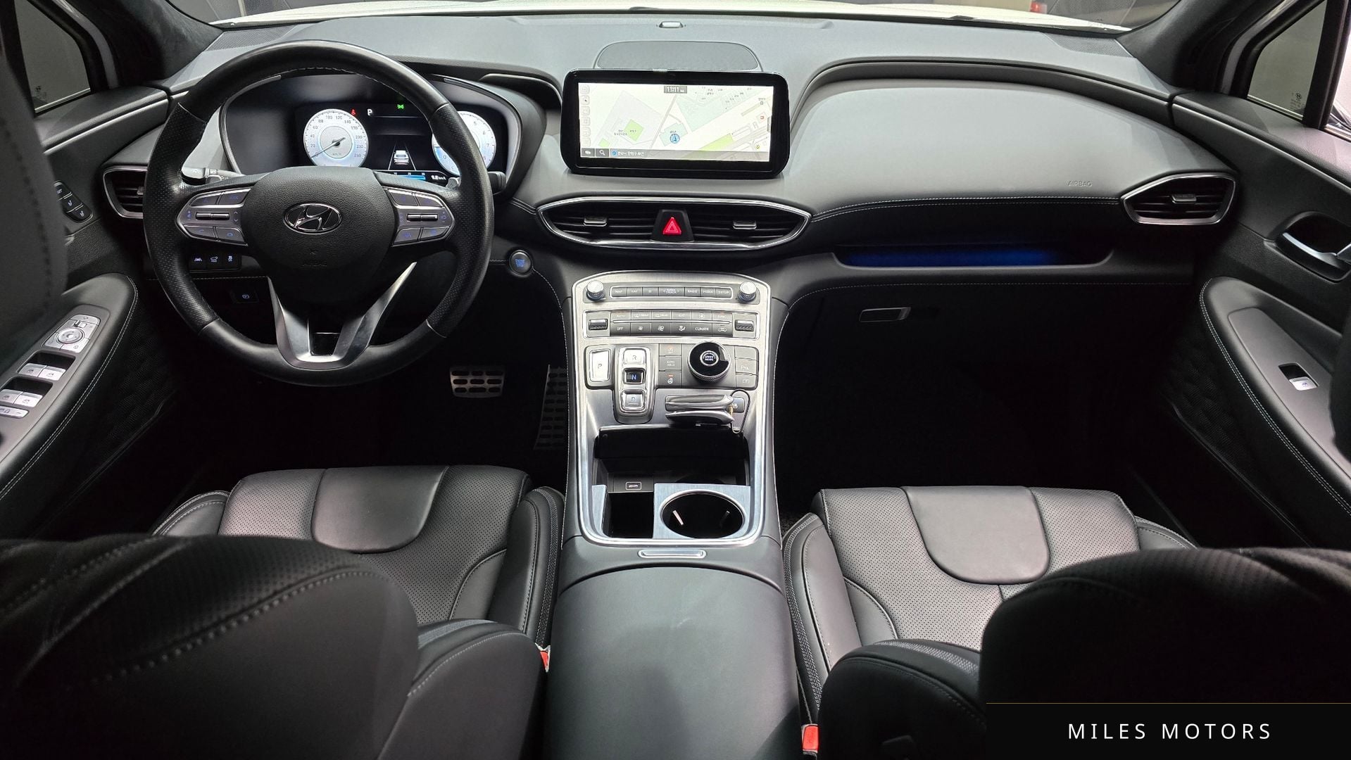 Hyundai Santafe 2022 — миниатюра 10