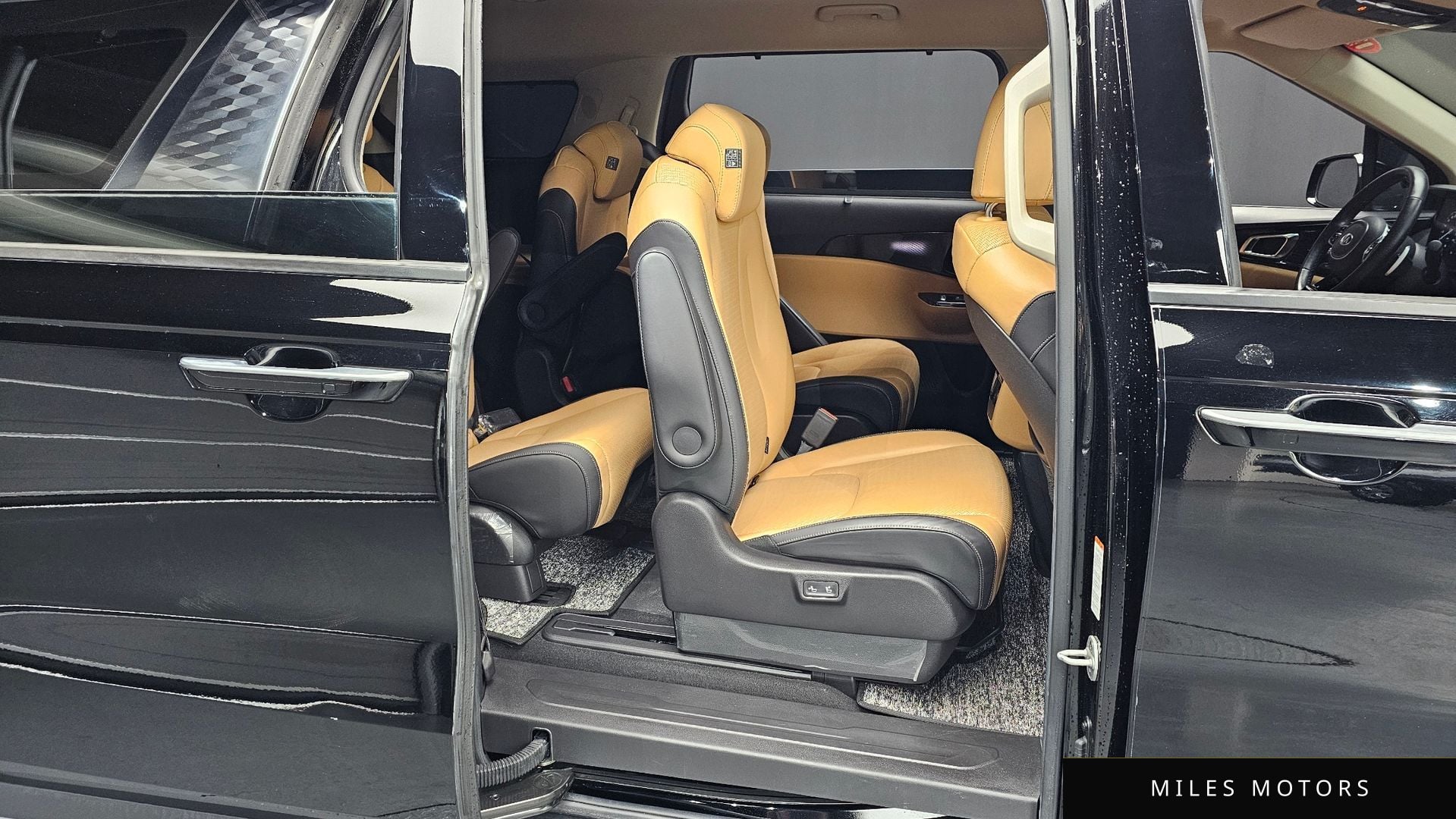 Kia Carnival 2021 — миниатюра 12