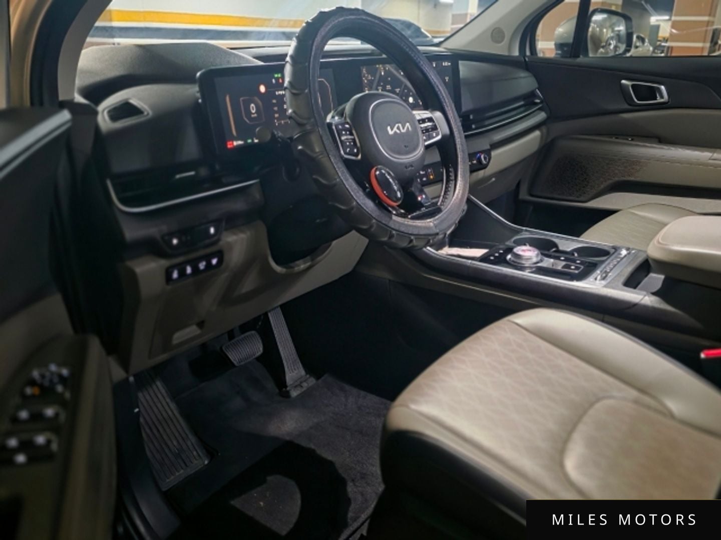 Kia Canival 2025 — миниатюра 6