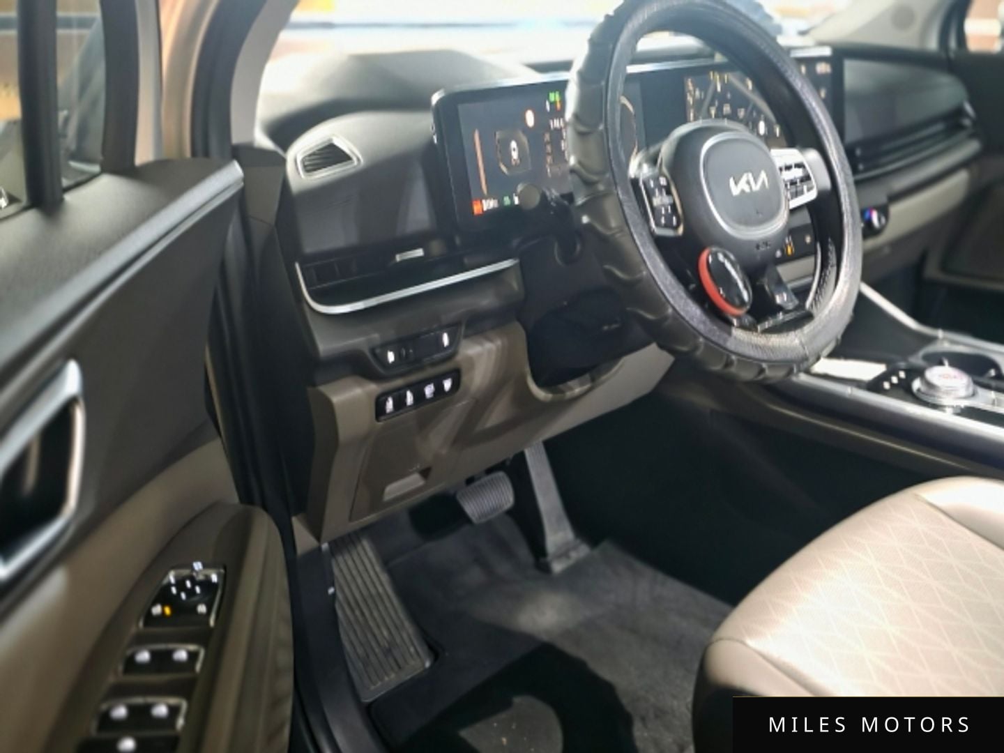 Kia Canival 2025 — миниатюра 8