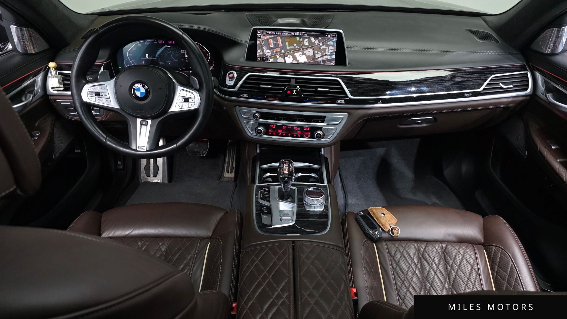 BMW 7 Series (G11) 2022 — миниатюра 9