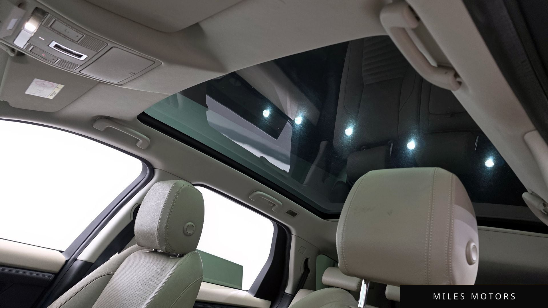 Land Rover Discovery Sport 2020 — миниатюра 19