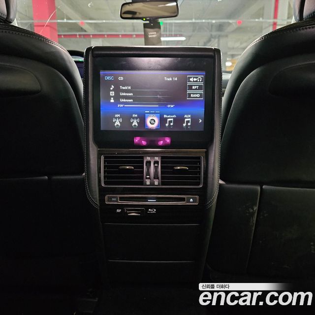 Лексус LS600hL 2016 — миниатюра 14