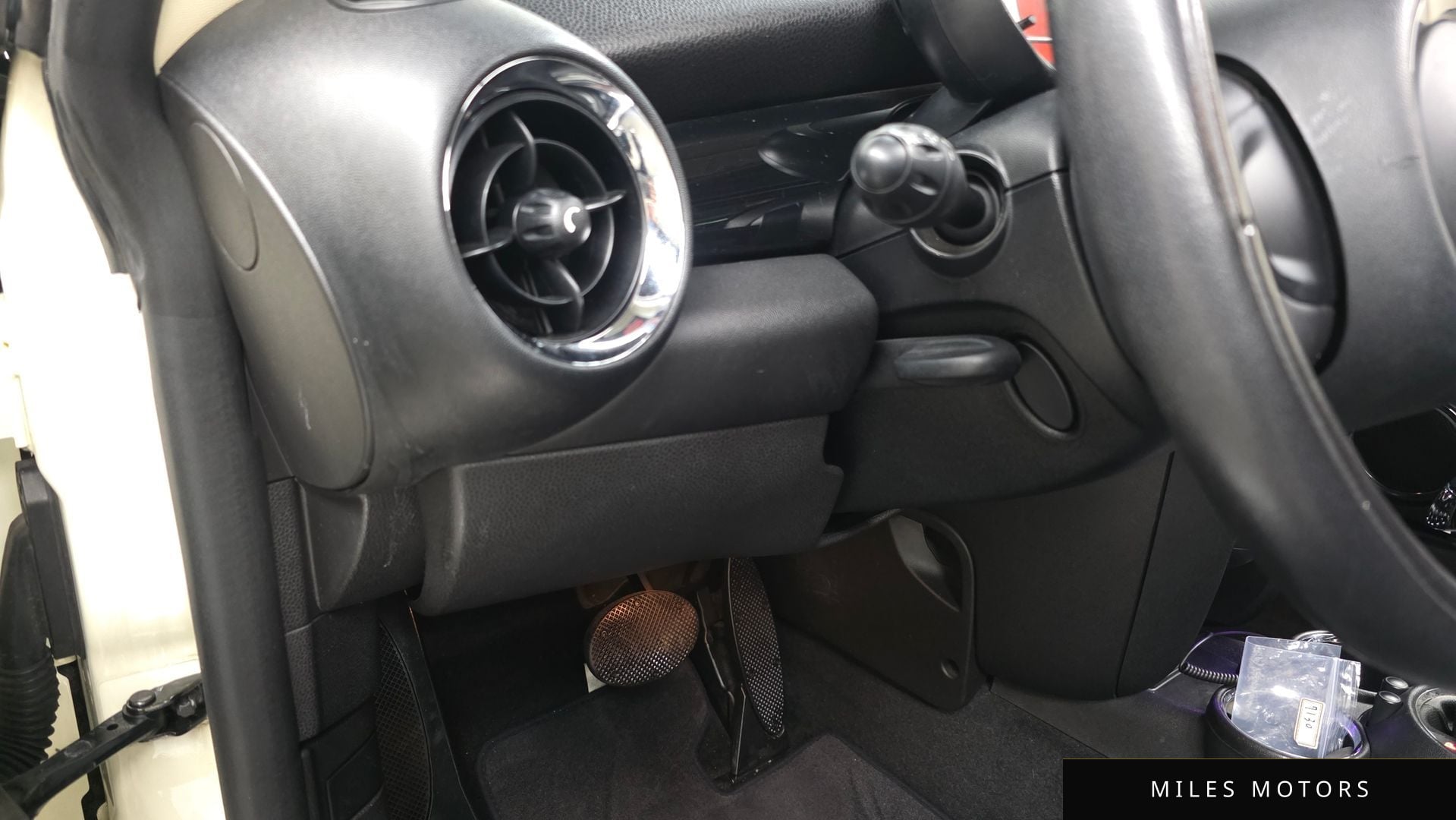 MINI Cooper D 2013 — миниатюра 12
