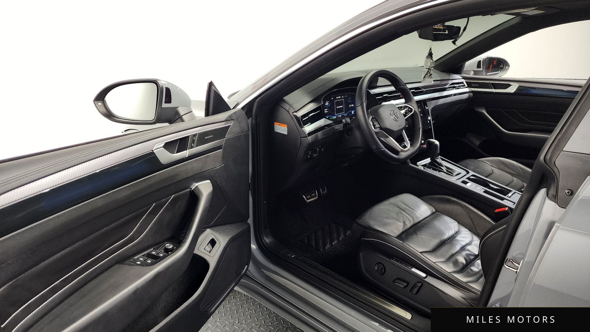 Volkswagen 아테온 2022 — миниатюра 13