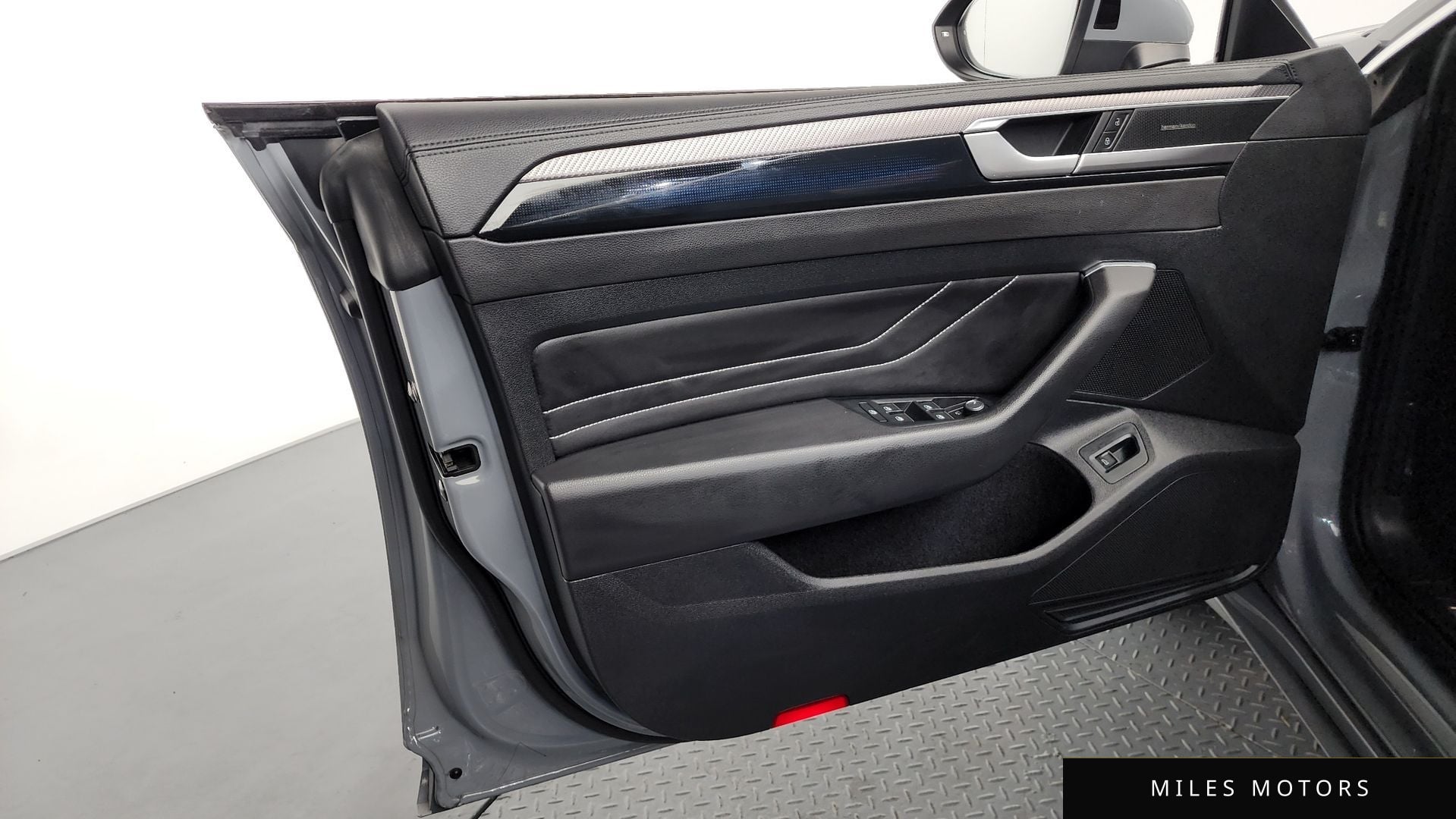 Volkswagen 아테온 2022 — миниатюра 14
