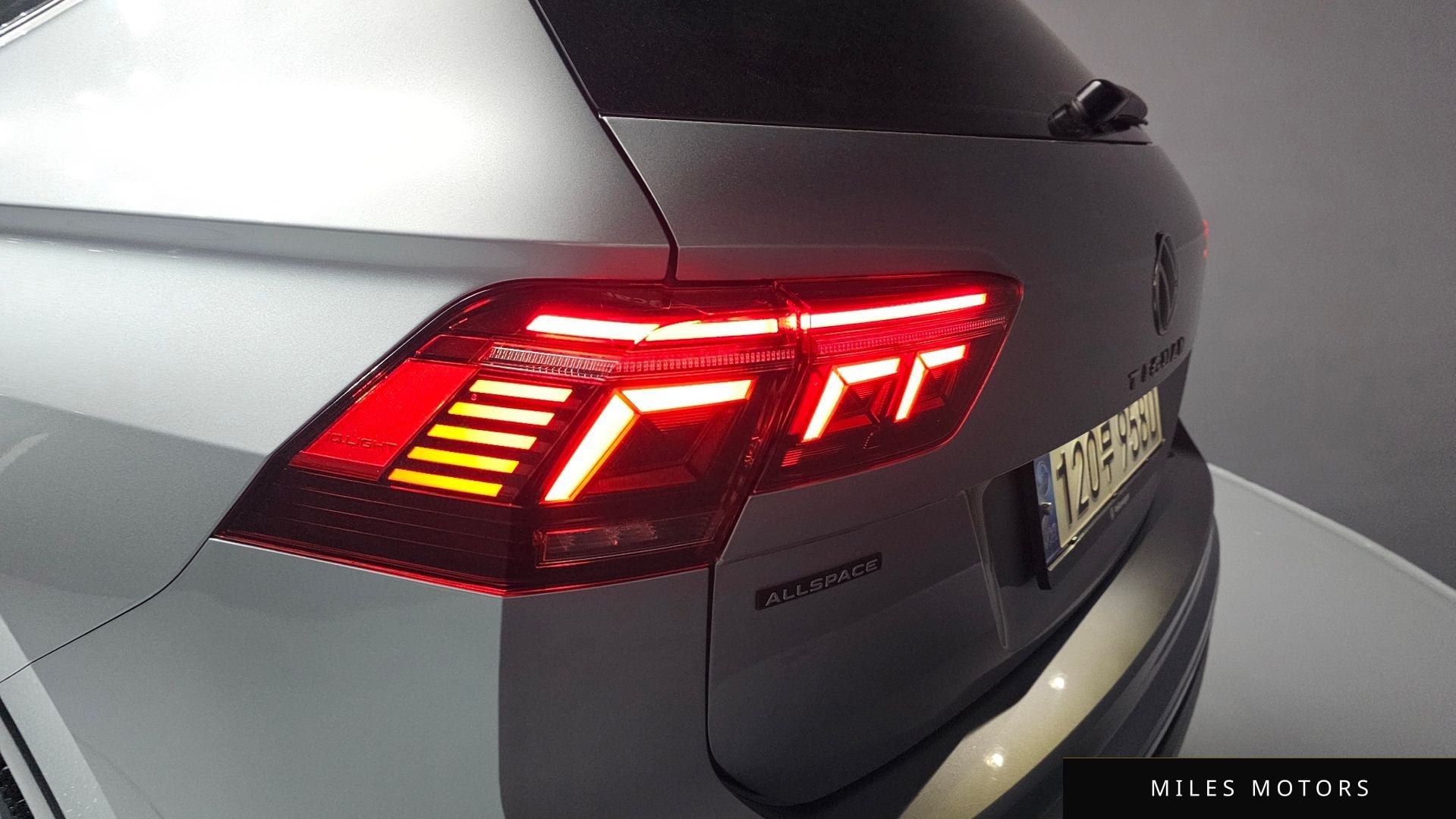 Volkswagen Tiguan 2023 — миниатюра 9