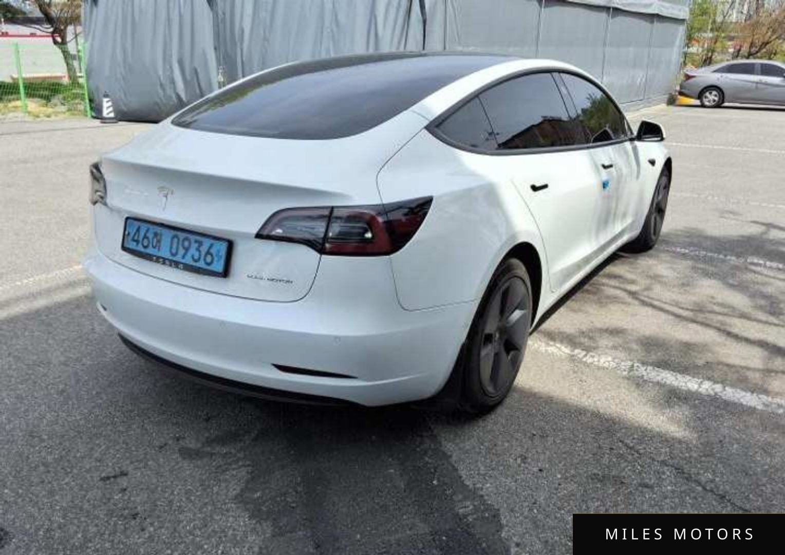 Tesla Model 3 2022 — миниатюра 6