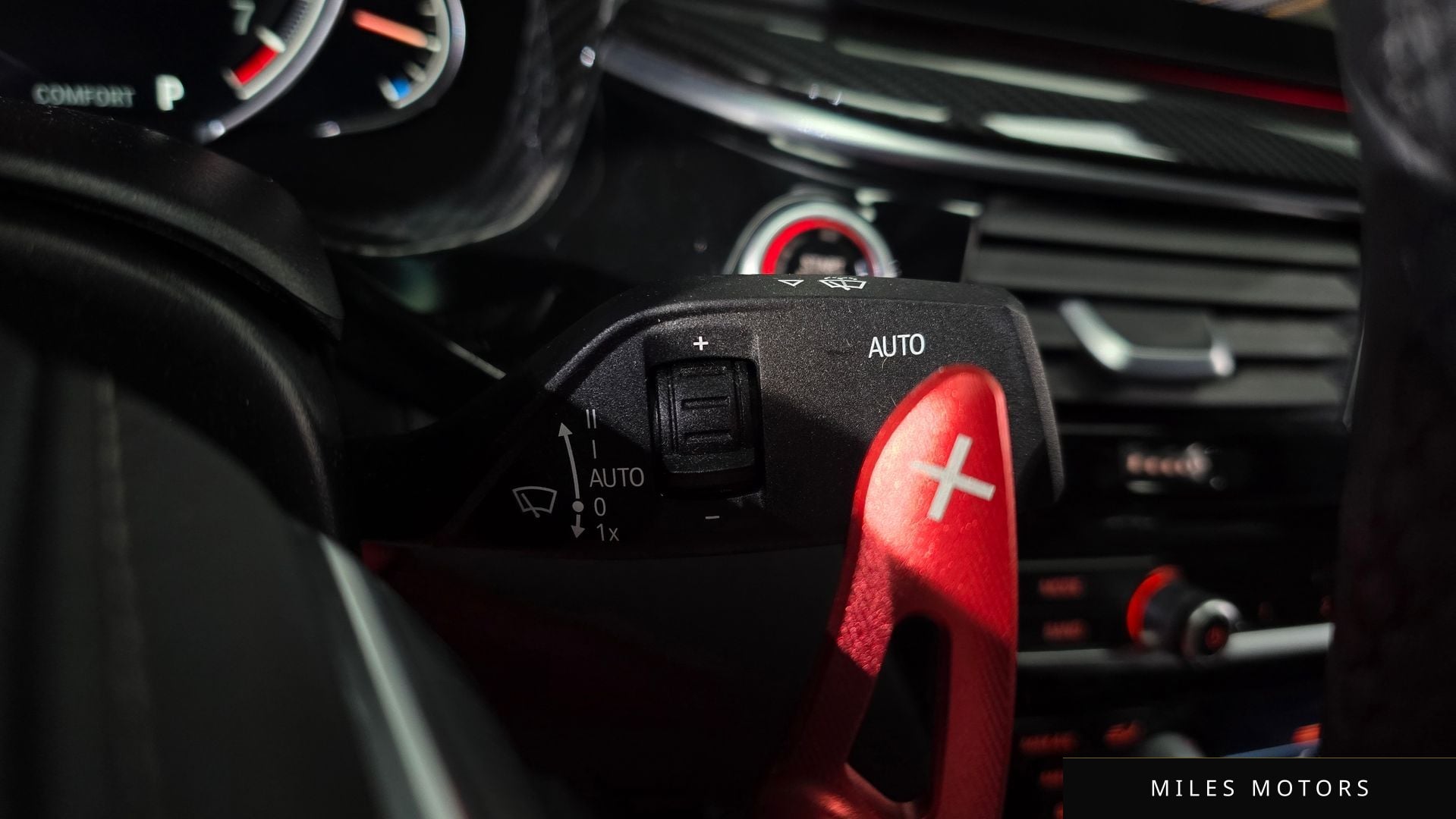 BMW 5시리즈 (G30) 2018 — миниатюра 28