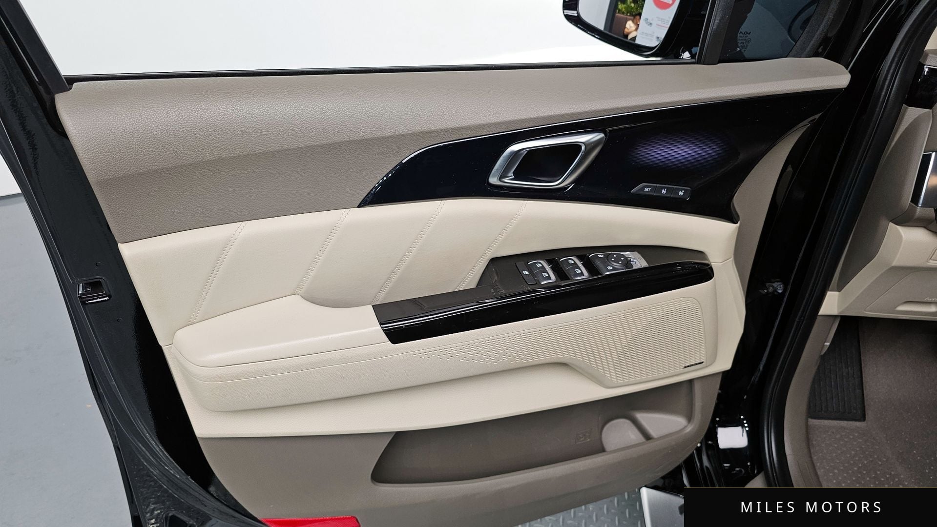 Kia Carnival 2023 — миниатюра 14