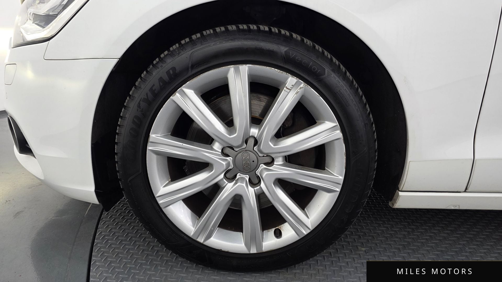 Audi A6 2014 — миниатюра 5