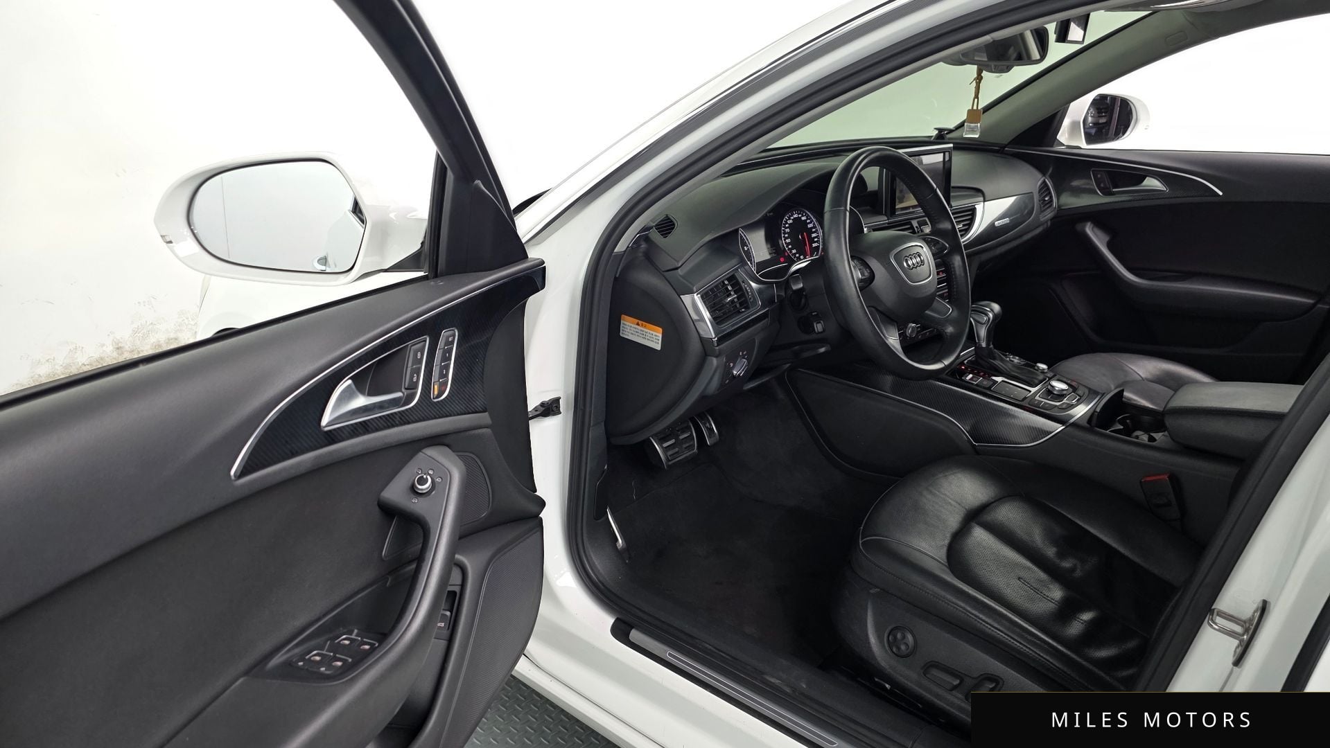 Audi A6 2014 — миниатюра 10