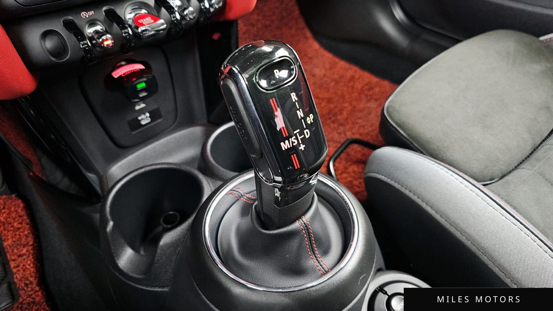 MINI 쿠퍼 S 2021 — миниатюра 12
