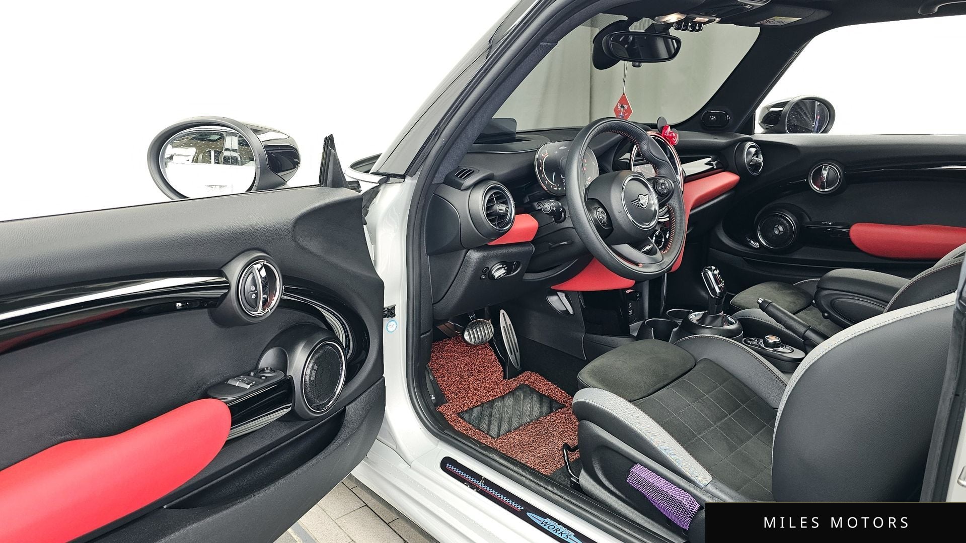 MINI 쿠퍼 S 2021 — миниатюра 13