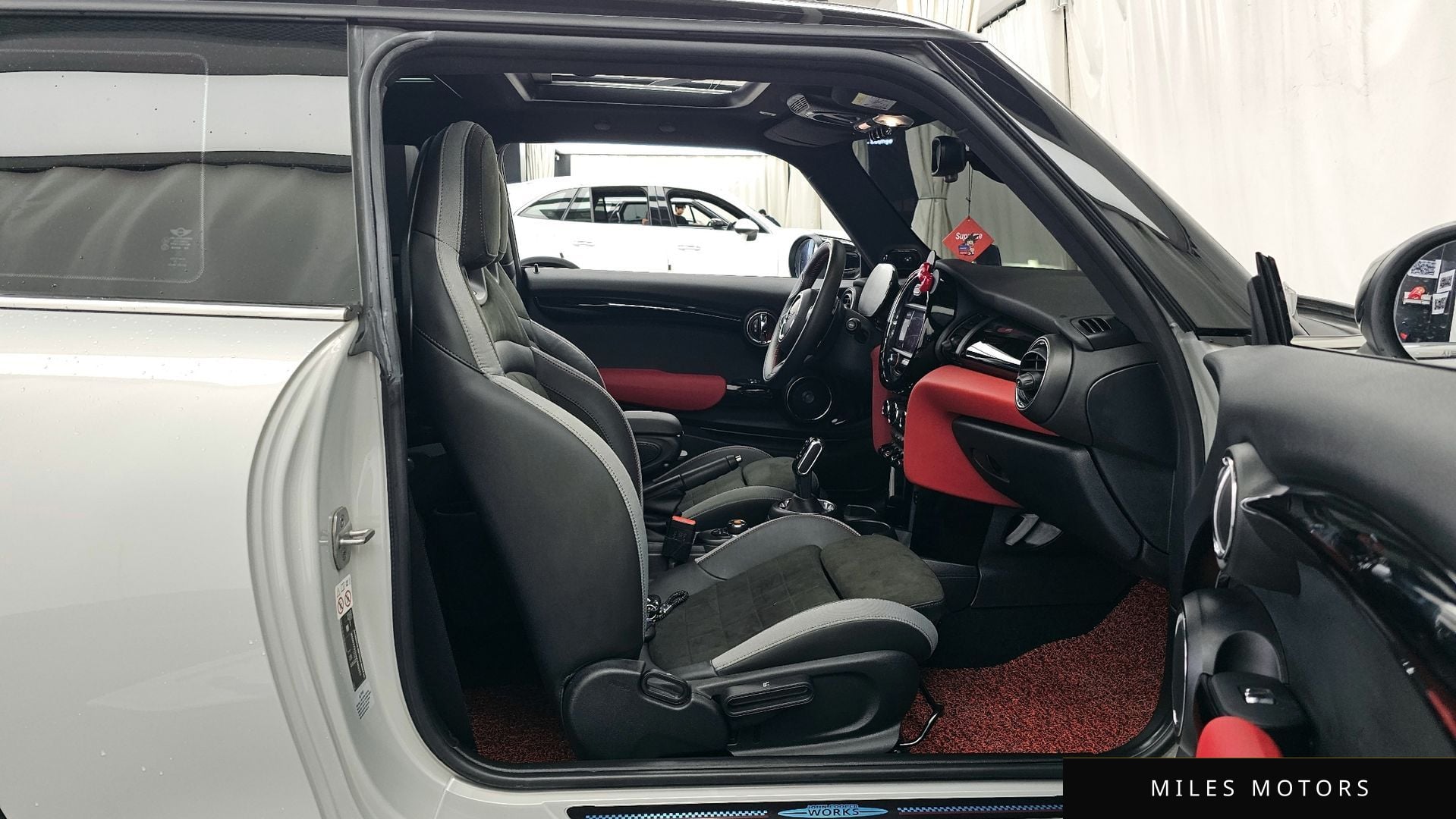 MINI 쿠퍼 S 2021 — миниатюра 17