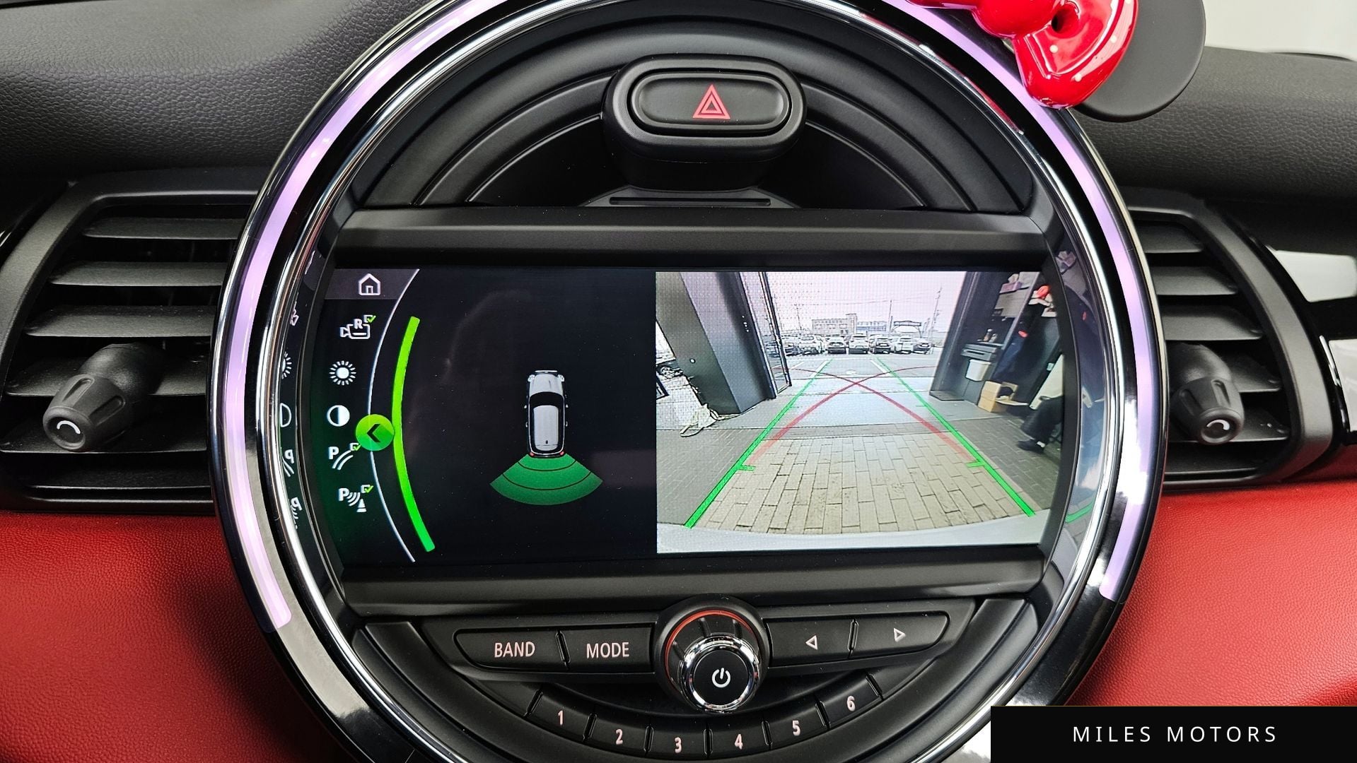 MINI 쿠퍼 S 2021 — миниатюра 21