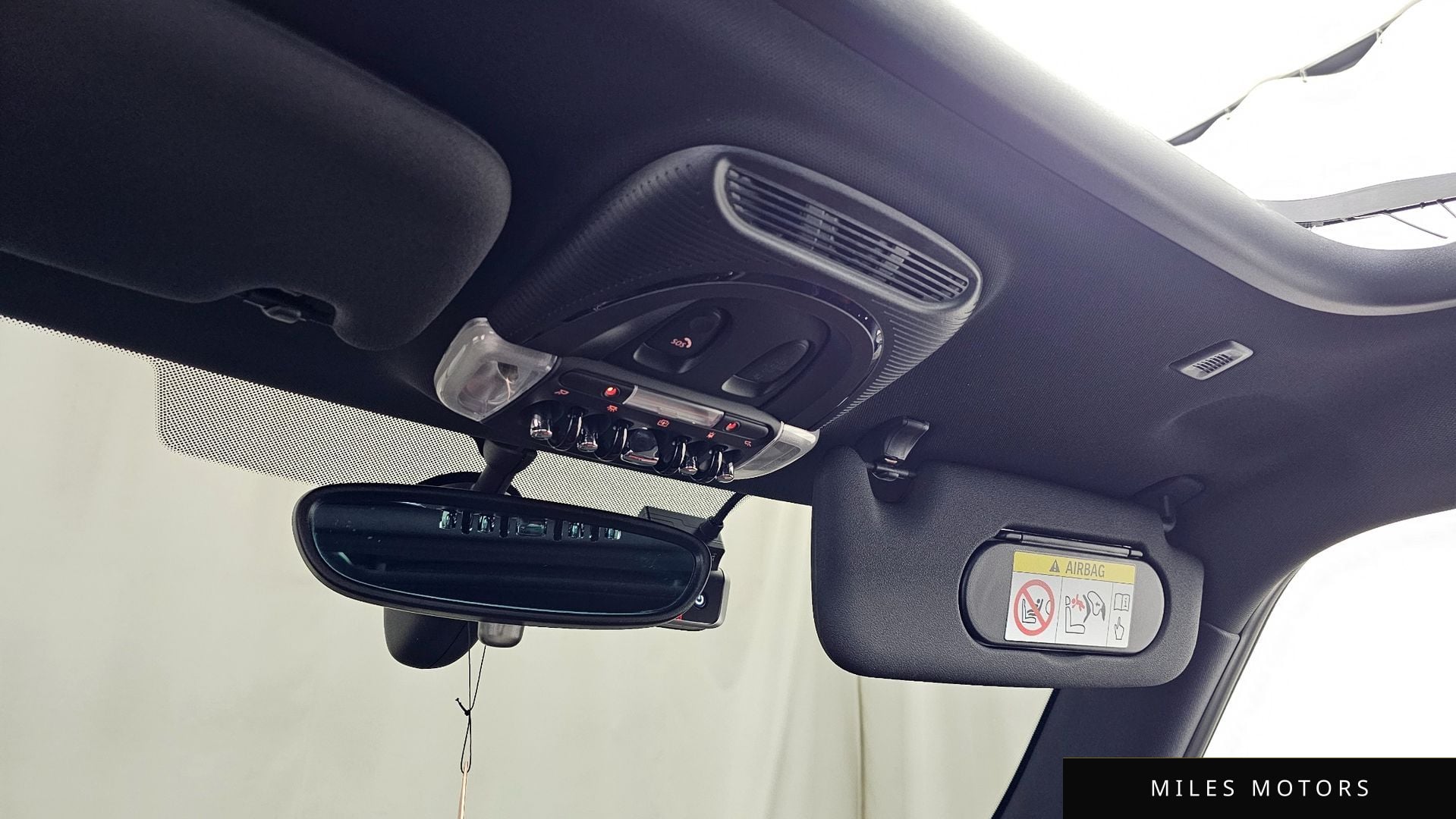 MINI 쿠퍼 S 2021 — миниатюра 23