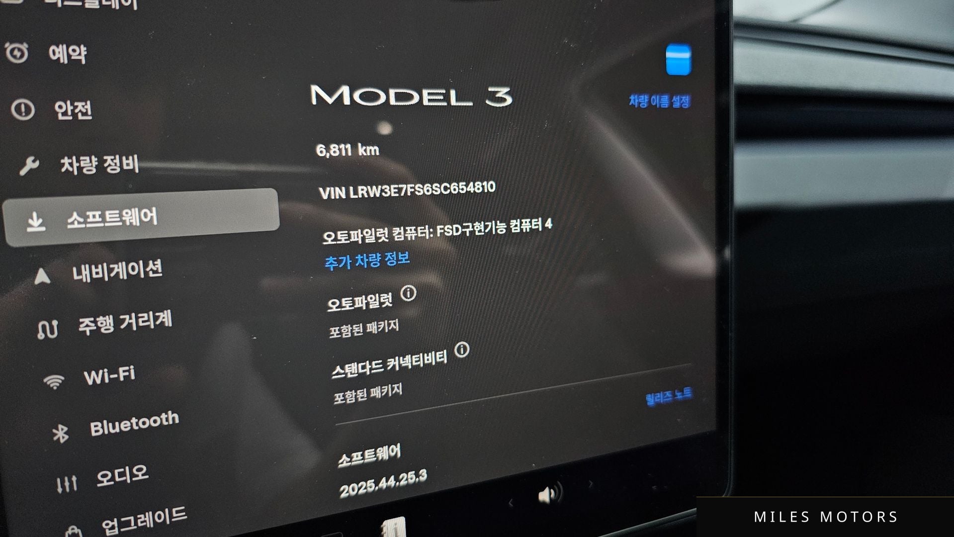 Tesla 모델 3 2025 — миниатюра 30