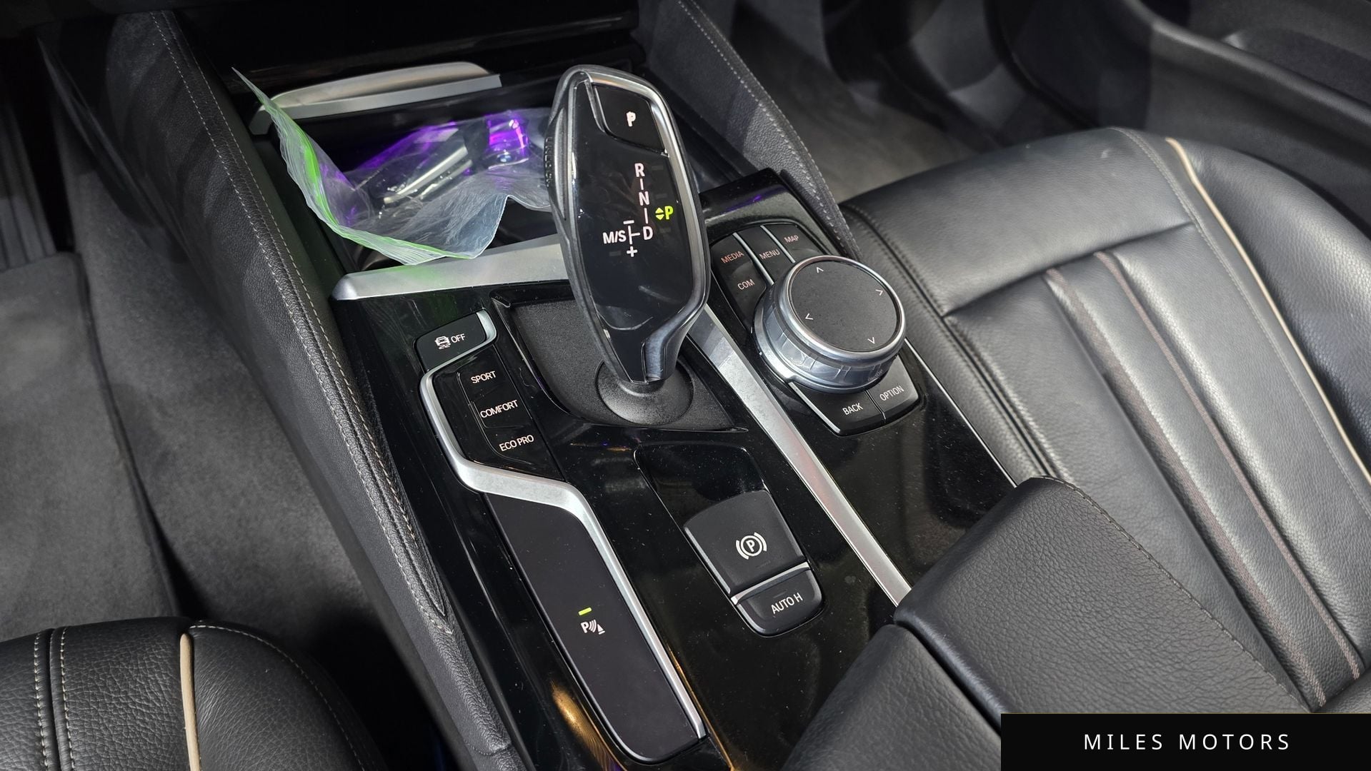 BMW 5 Series (G30) 2018 — миниатюра 12