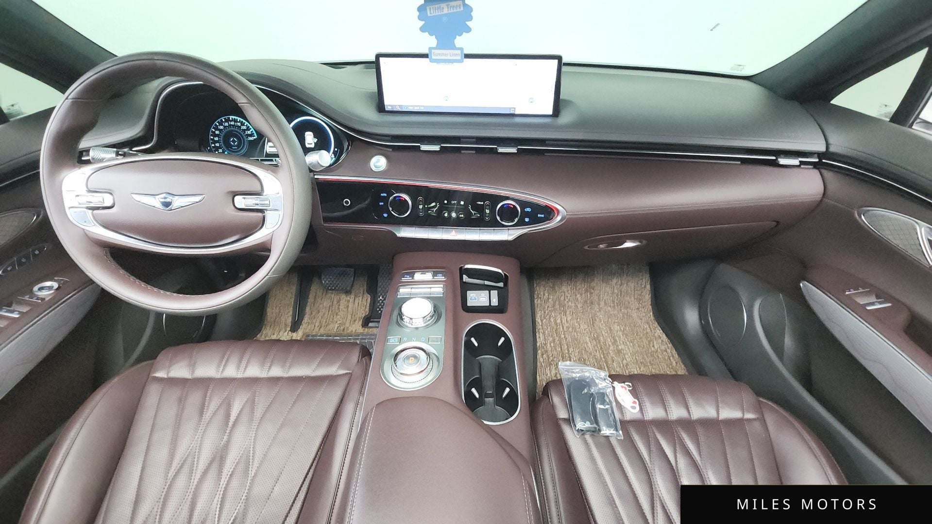 Genesis GV70 2021 — миниатюра 10