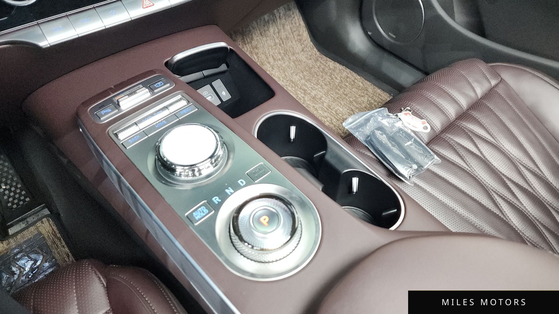 Genesis GV70 2021 — миниатюра 12