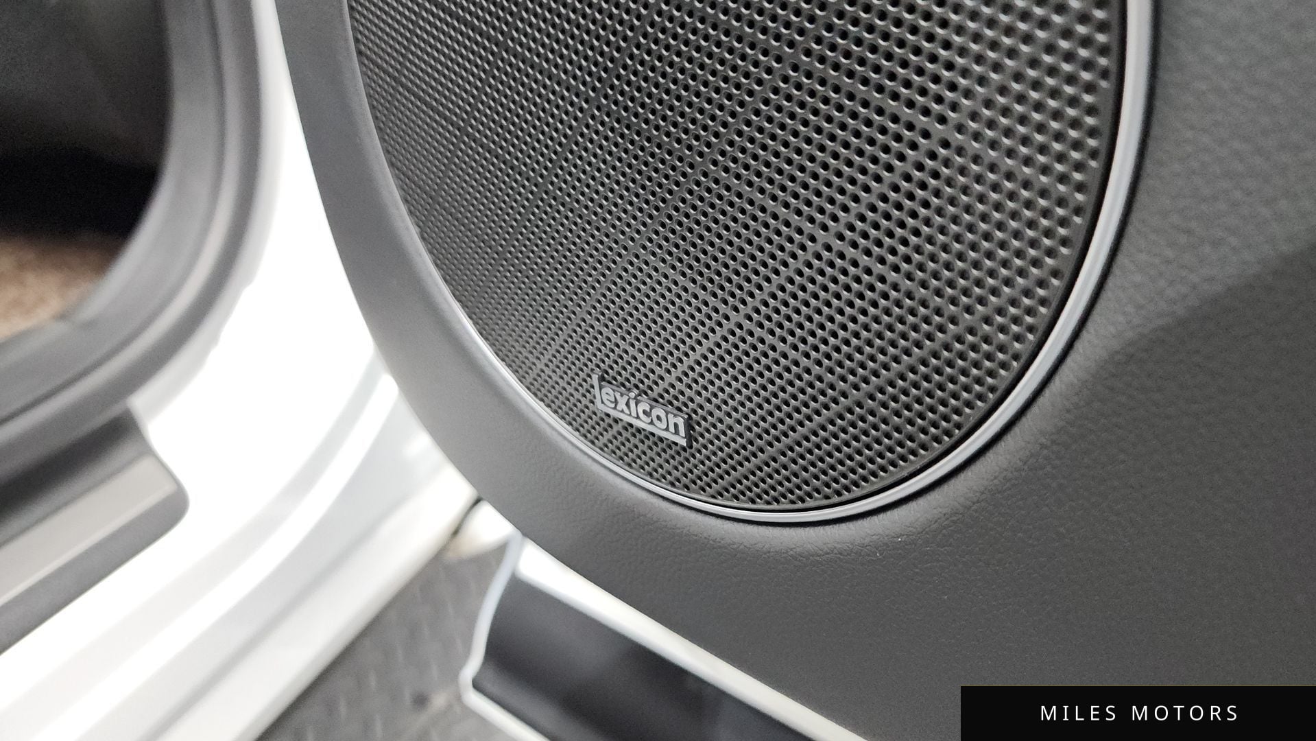 Genesis GV70 2021 — миниатюра 37