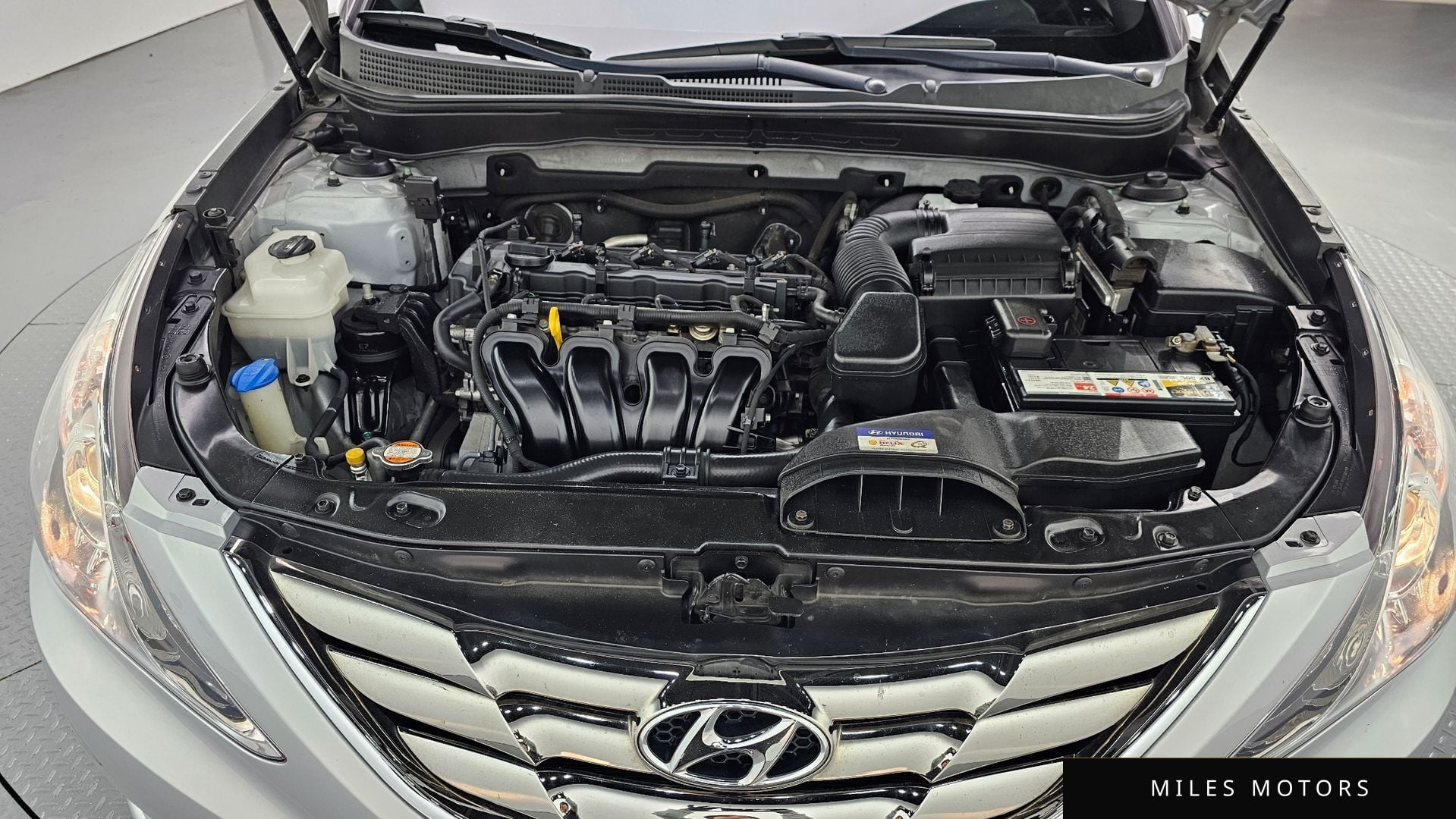 Hyundai Sonata 2011 — миниатюра 6