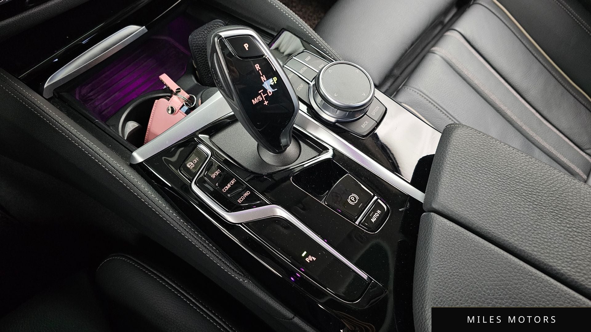 BMW 5 Series (G30) 2022 — миниатюра 12