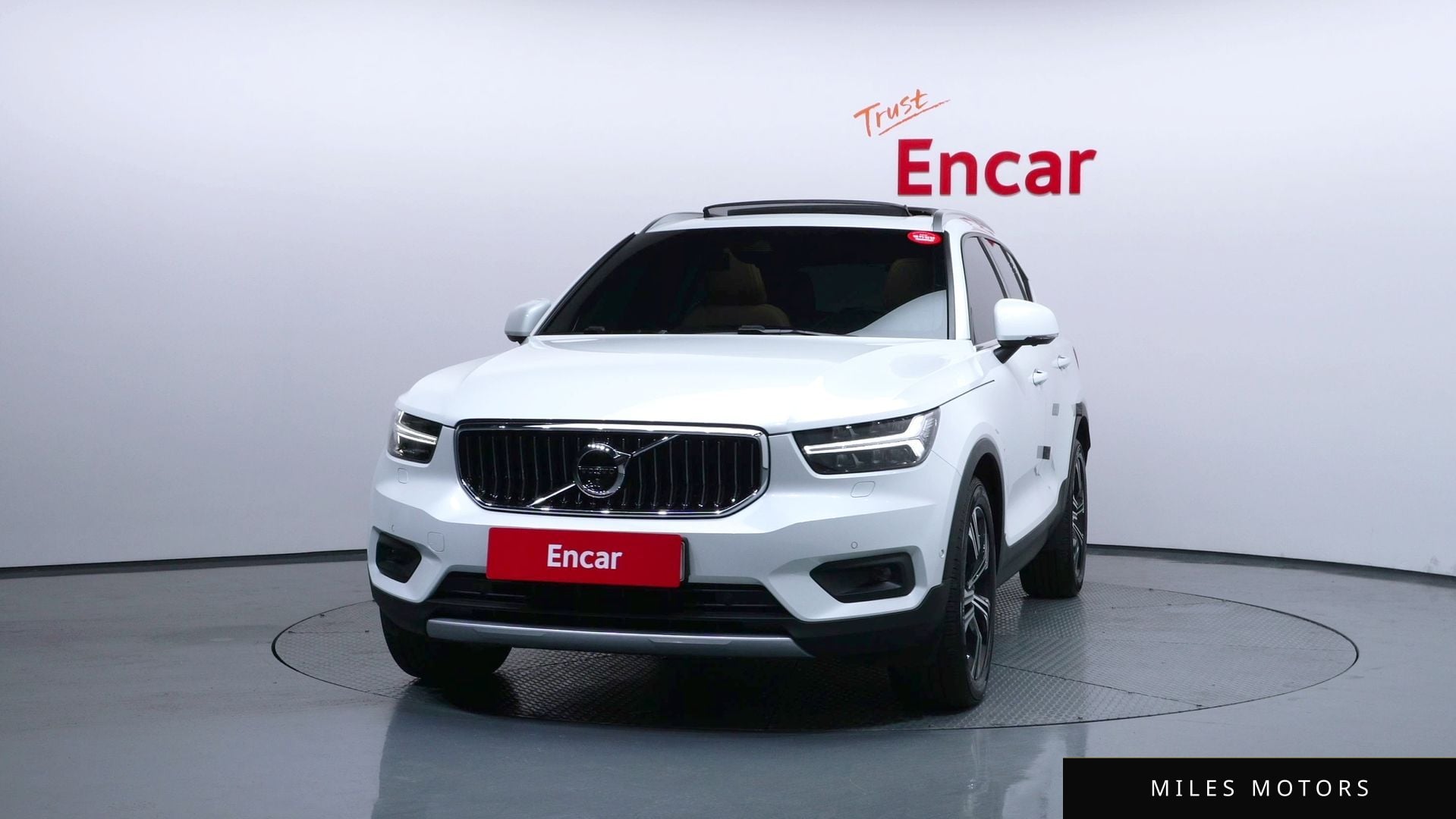 Volvo XC40 2021 — миниатюра 3