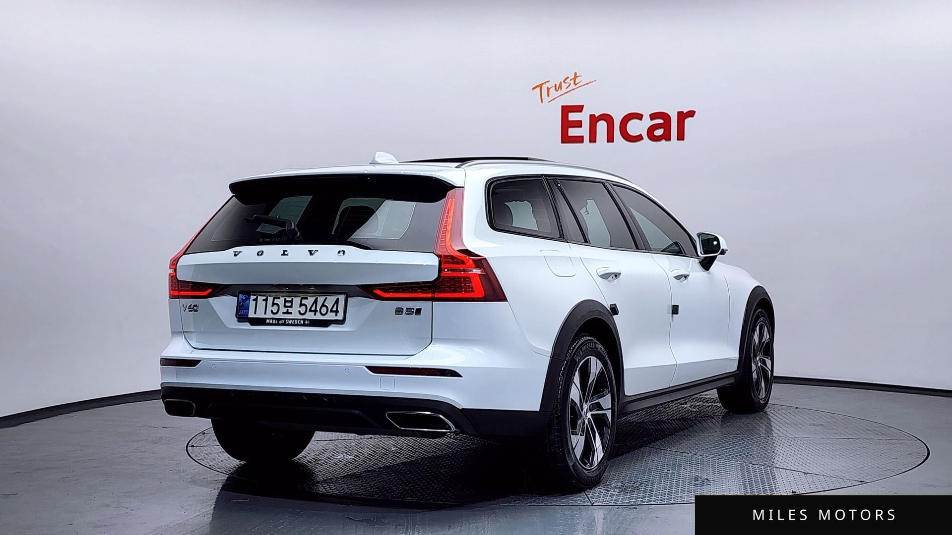 Volvo V60 크로스컨트리 2021 — миниатюра 2
