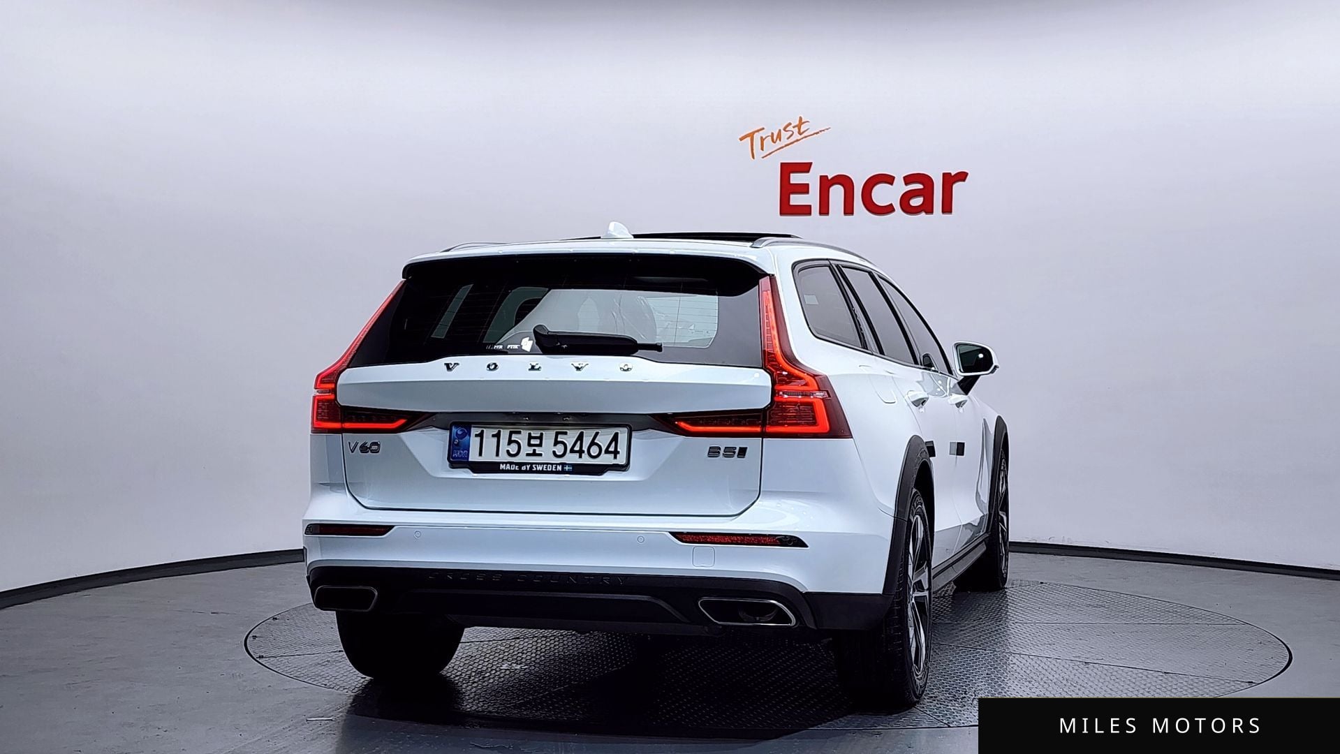 Volvo V60 크로스컨트리 2021 — миниатюра 4