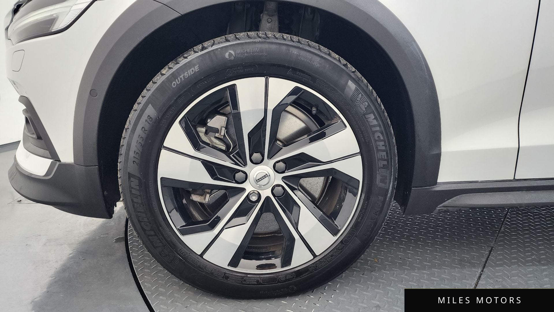 Volvo V60 크로스컨트리 2021 — миниатюра 5