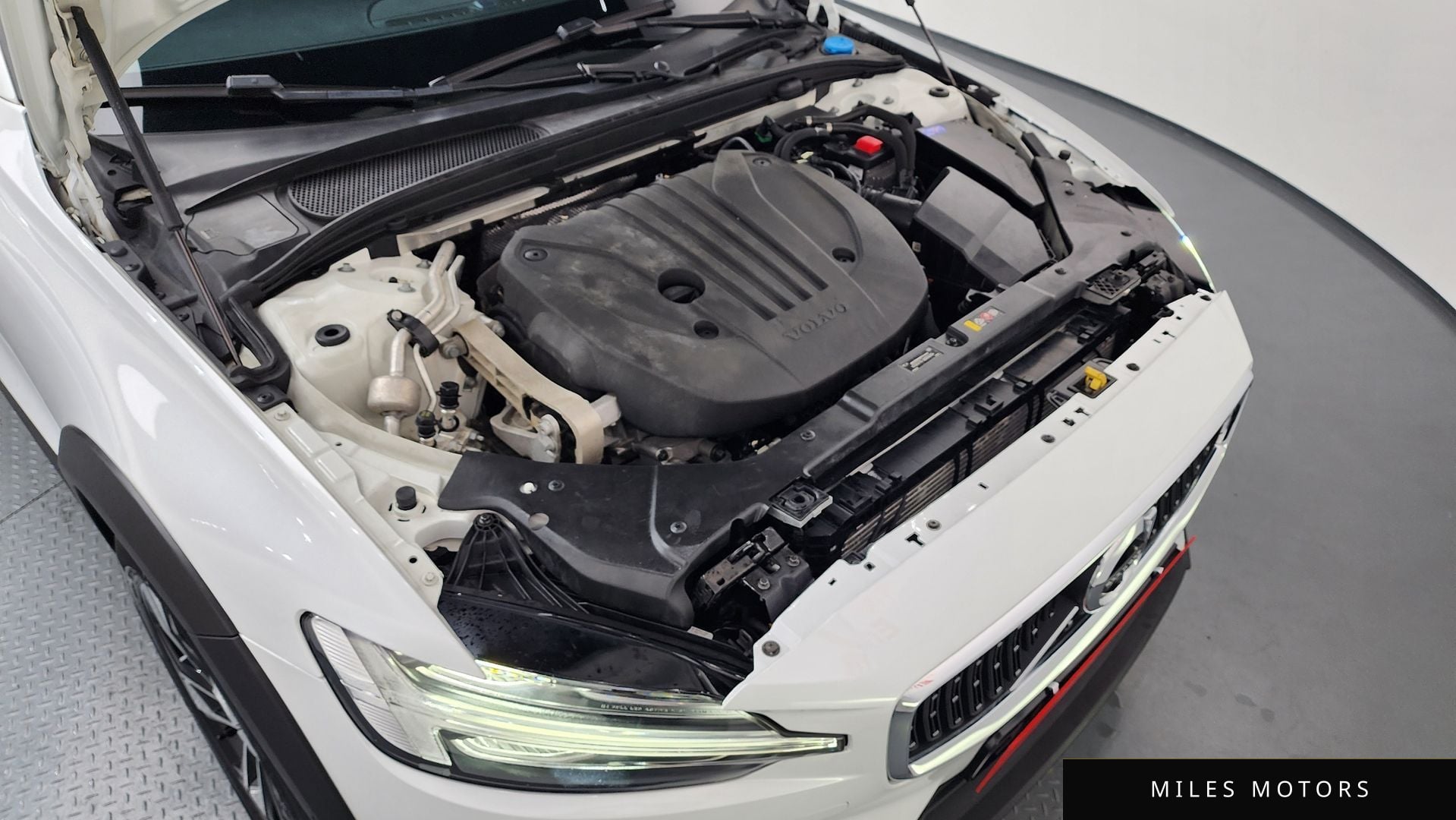 Volvo V60 크로스컨트리 2021 — миниатюра 6