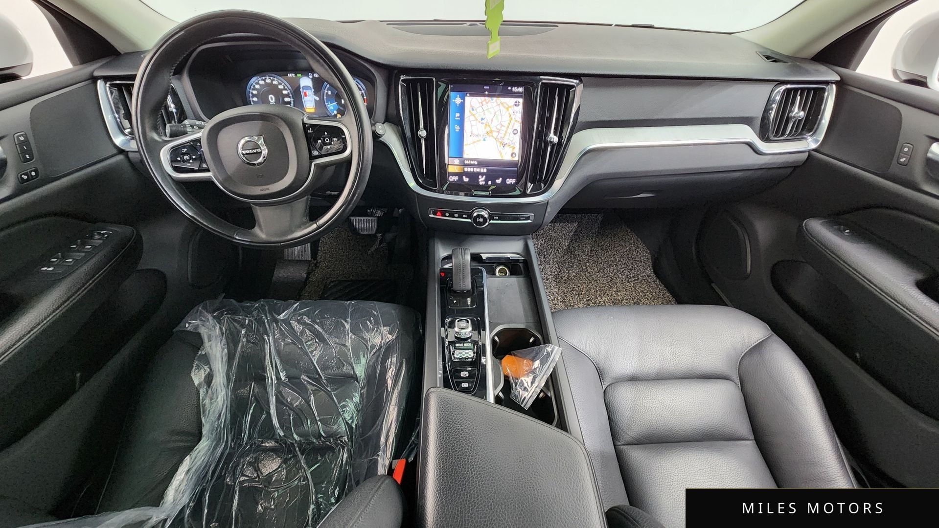 Volvo V60 크로스컨트리 2021 — миниатюра 7