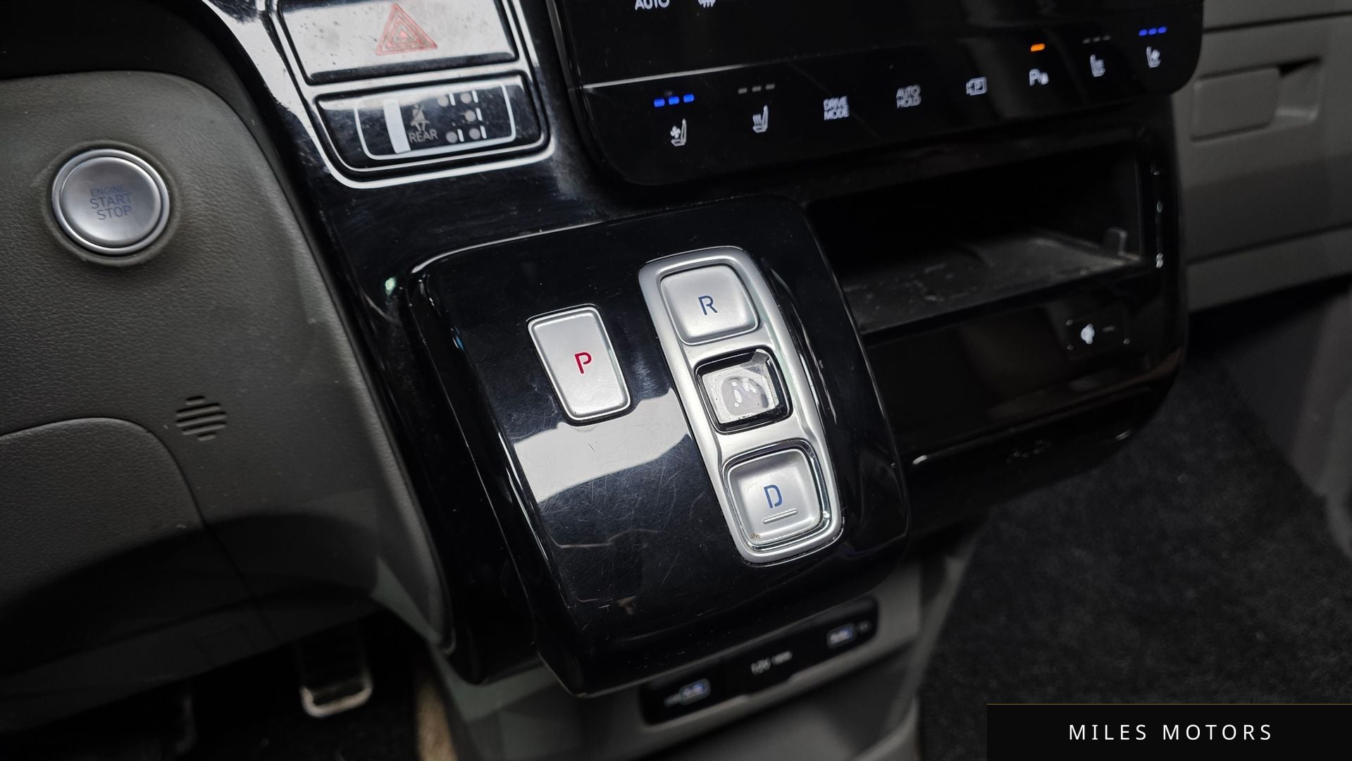 Hyundai Staria 2023 — миниатюра 12